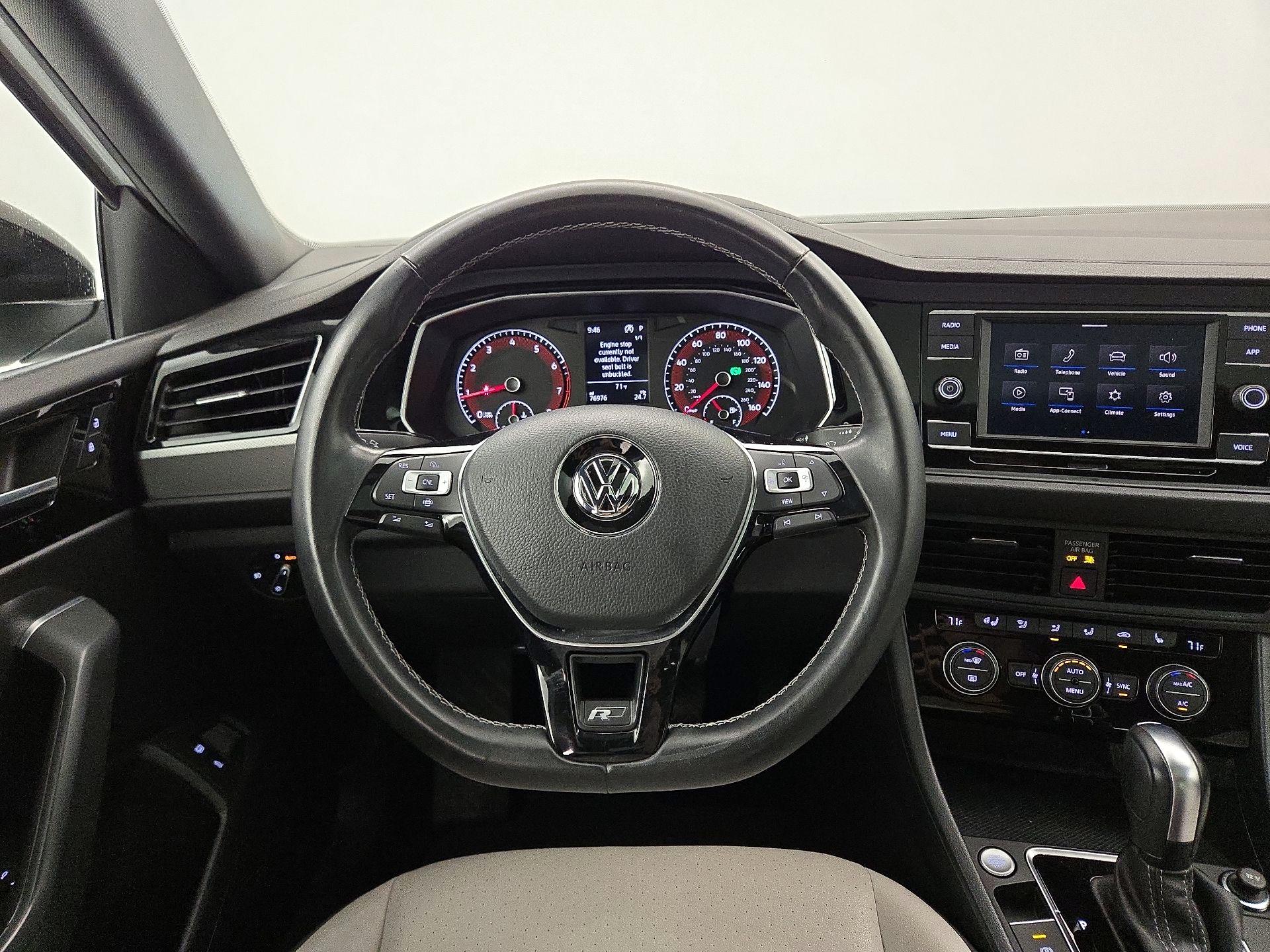 Thumbnail: 2021 Volkswagen Jetta - 10