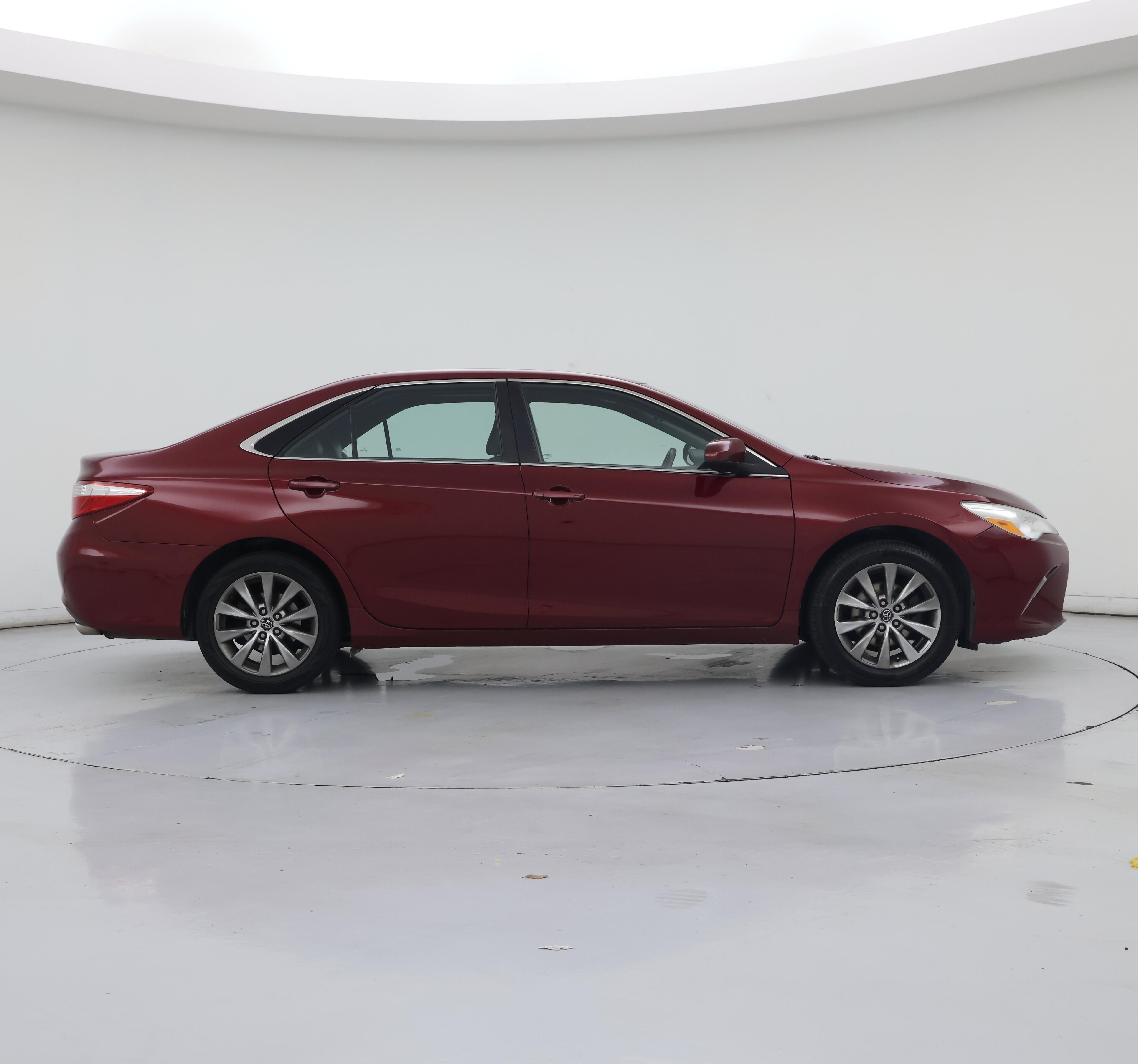 Thumbnail: 2016 Toyota Camry - 7