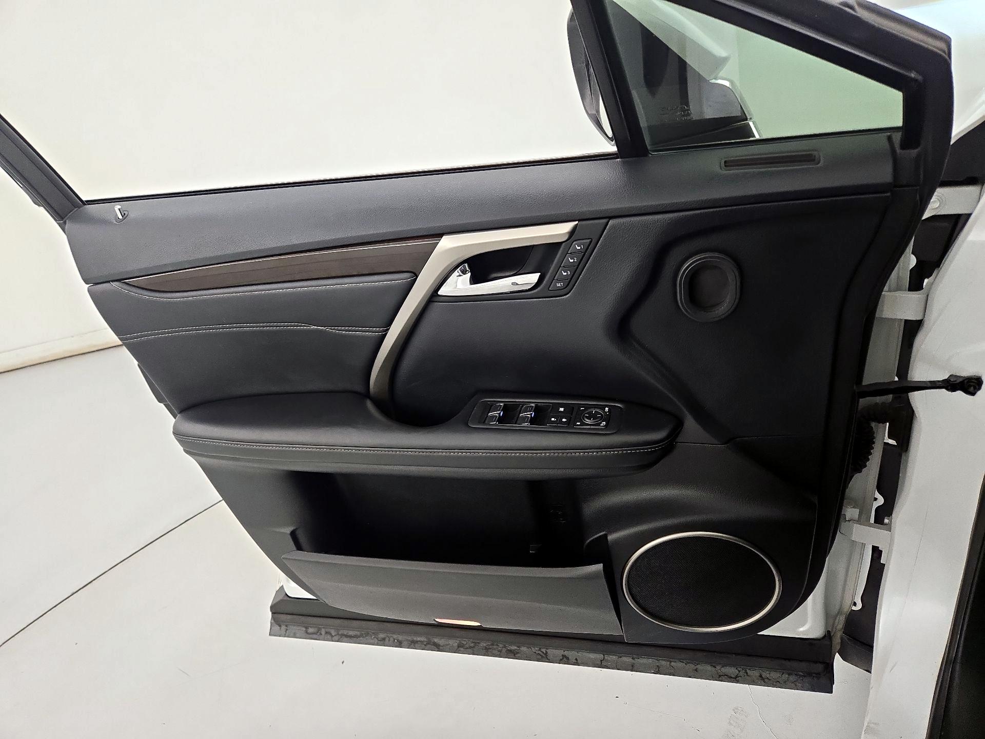 Thumbnail: 2019 Lexus RX - 12