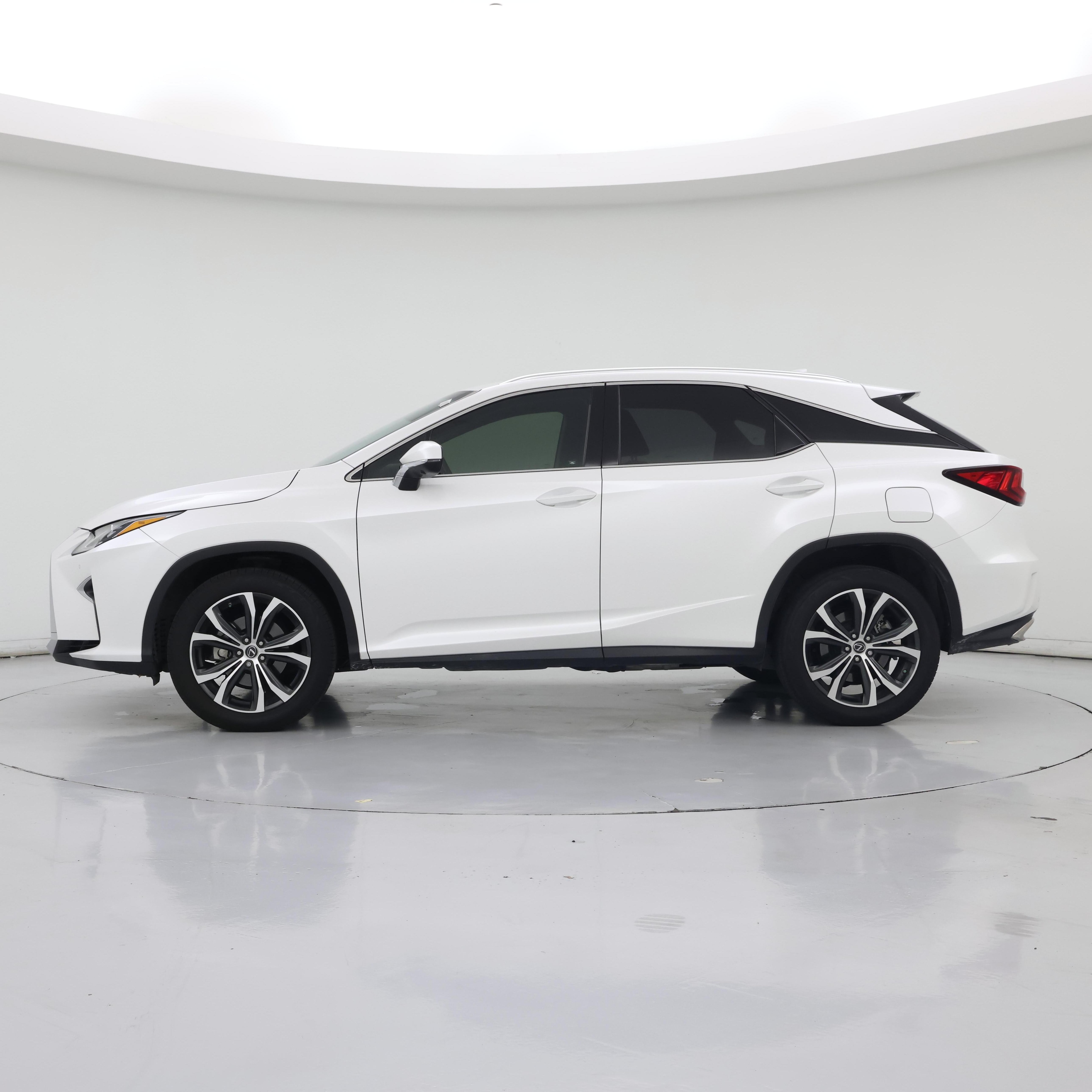 Thumbnail: 2019 Lexus RX - 3