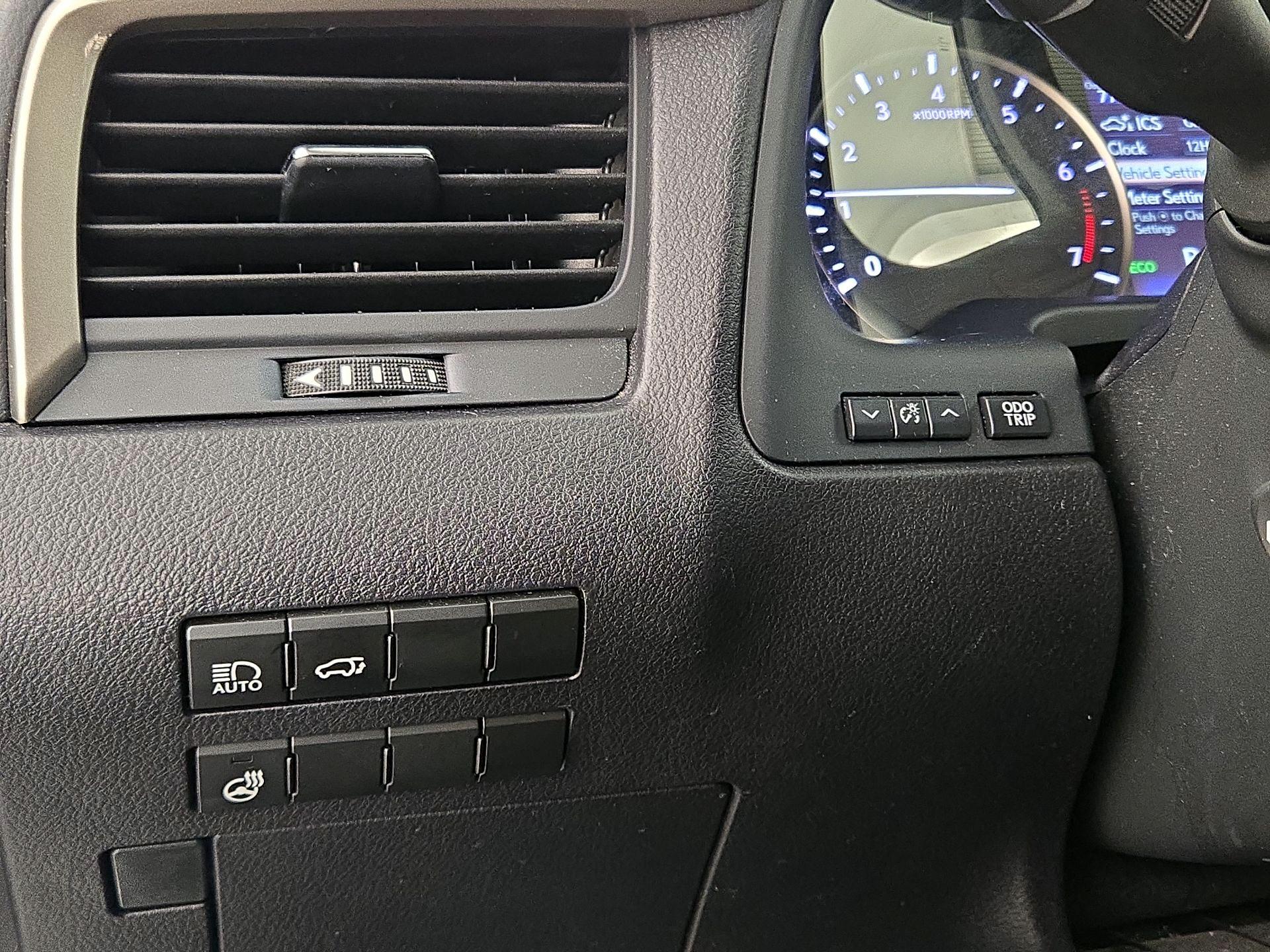 Thumbnail: 2018 Lexus RX - 13