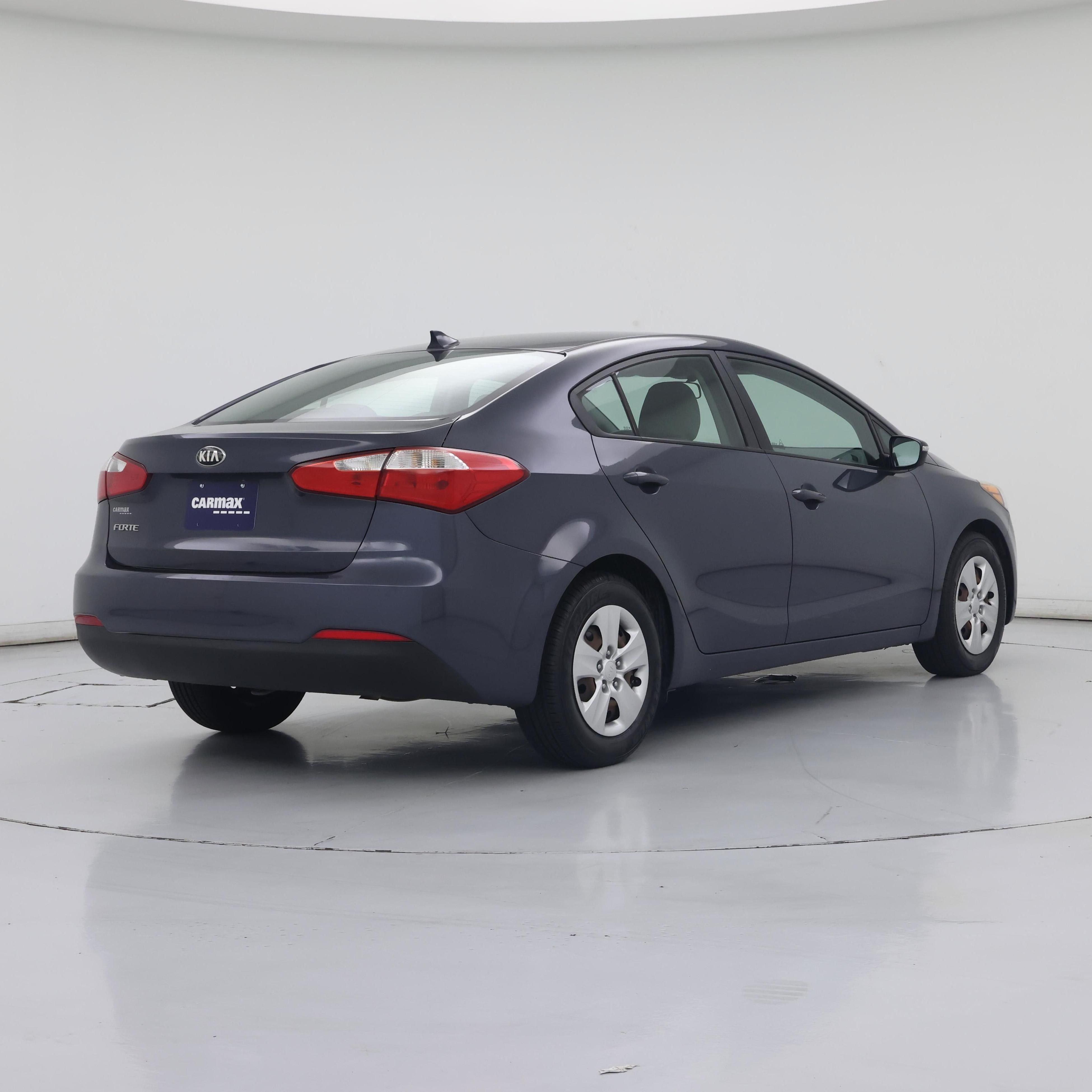 Thumbnail: 2015 Kia Forte - 8