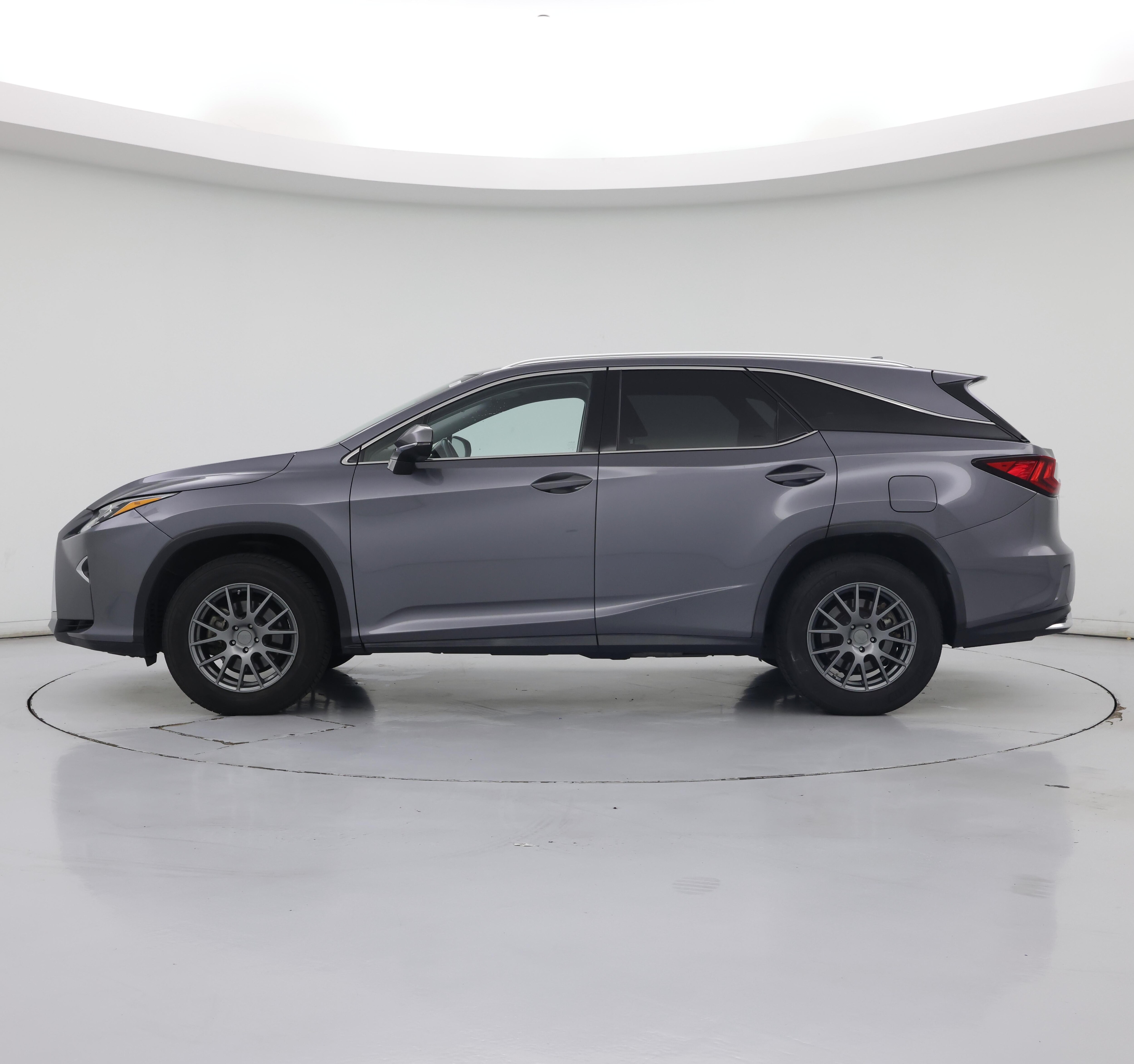 Thumbnail: 2018 Lexus RX - 3