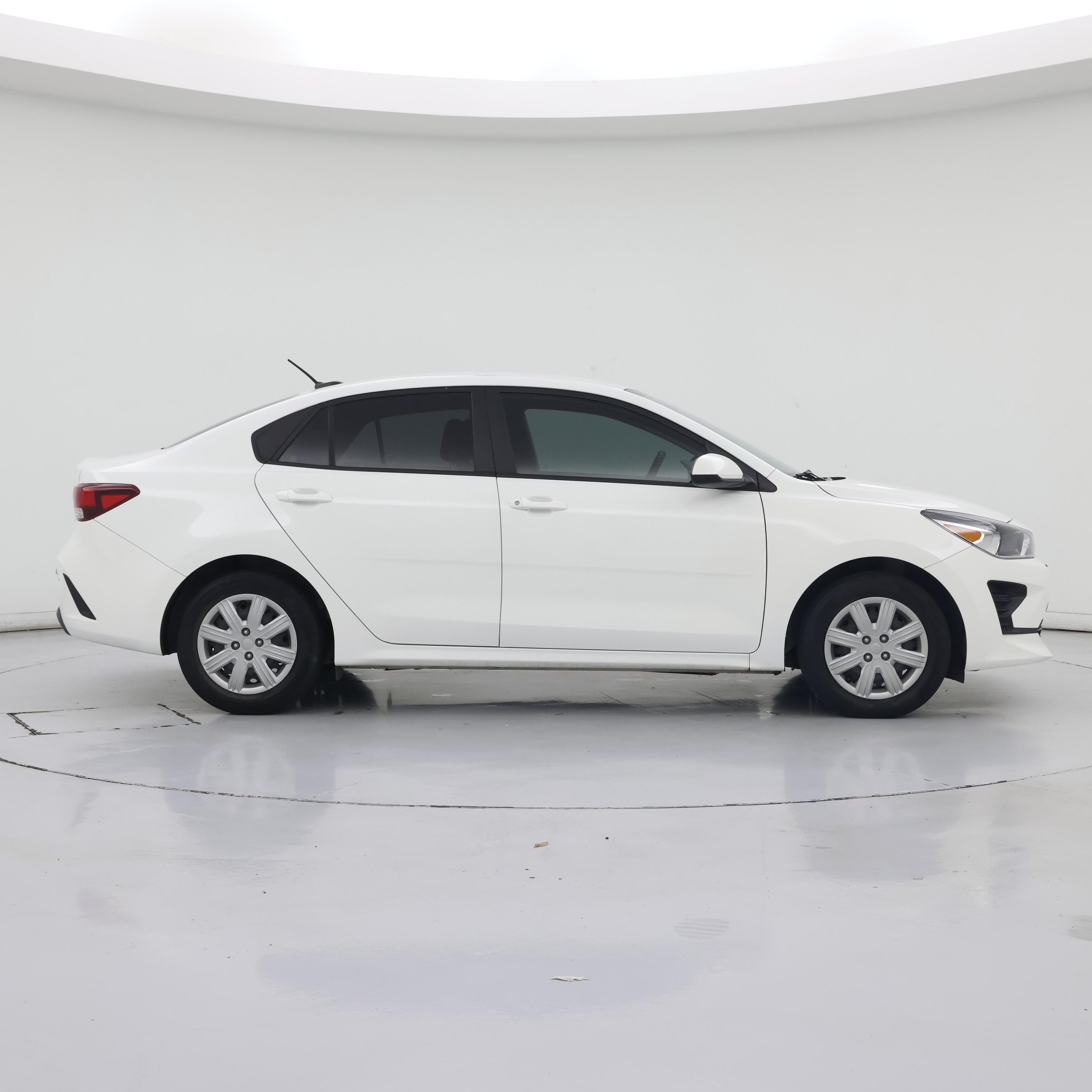 Thumbnail: 2023 Kia Rio - 7