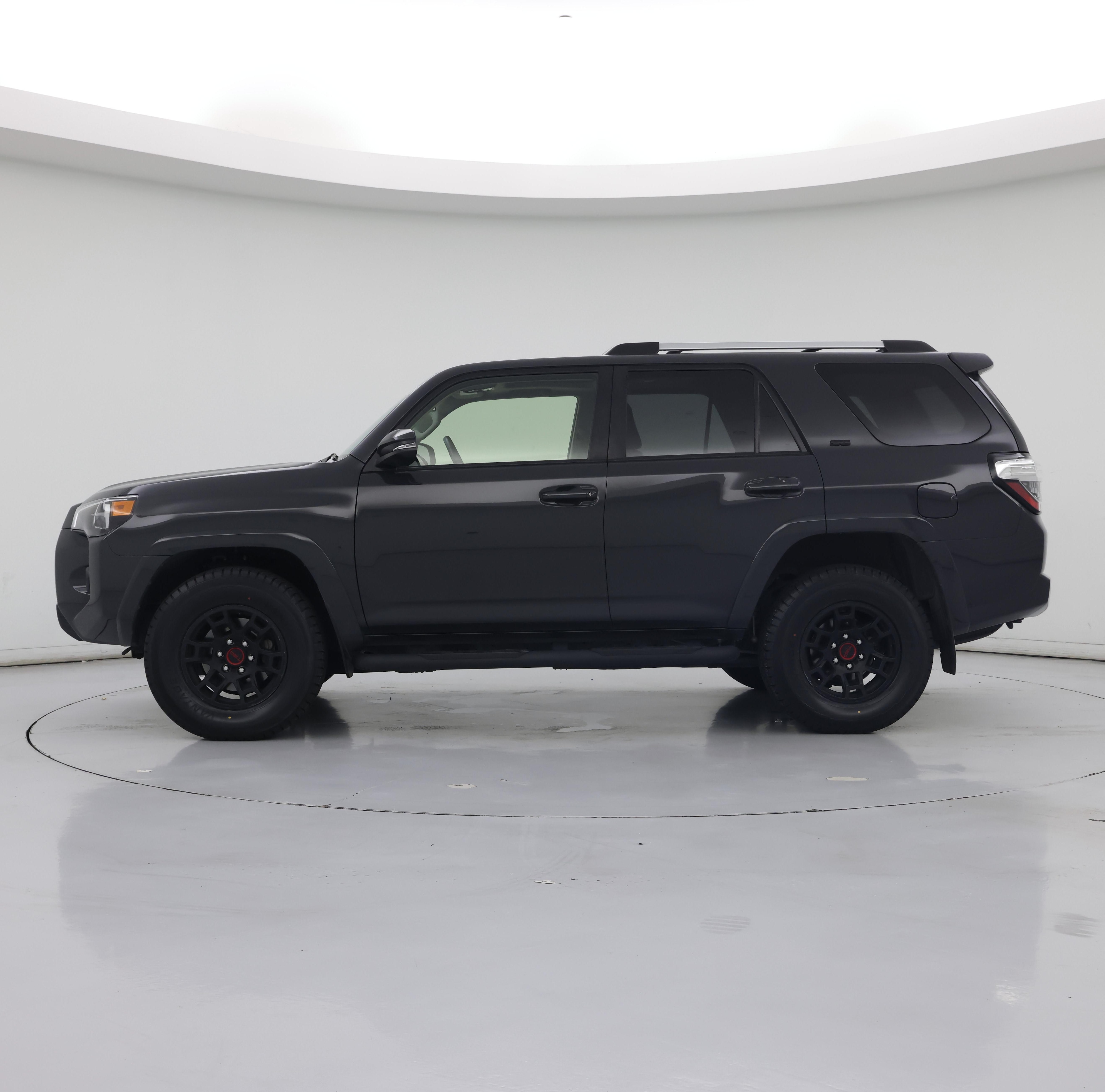 Thumbnail: 2024 Toyota 4Runner - 3