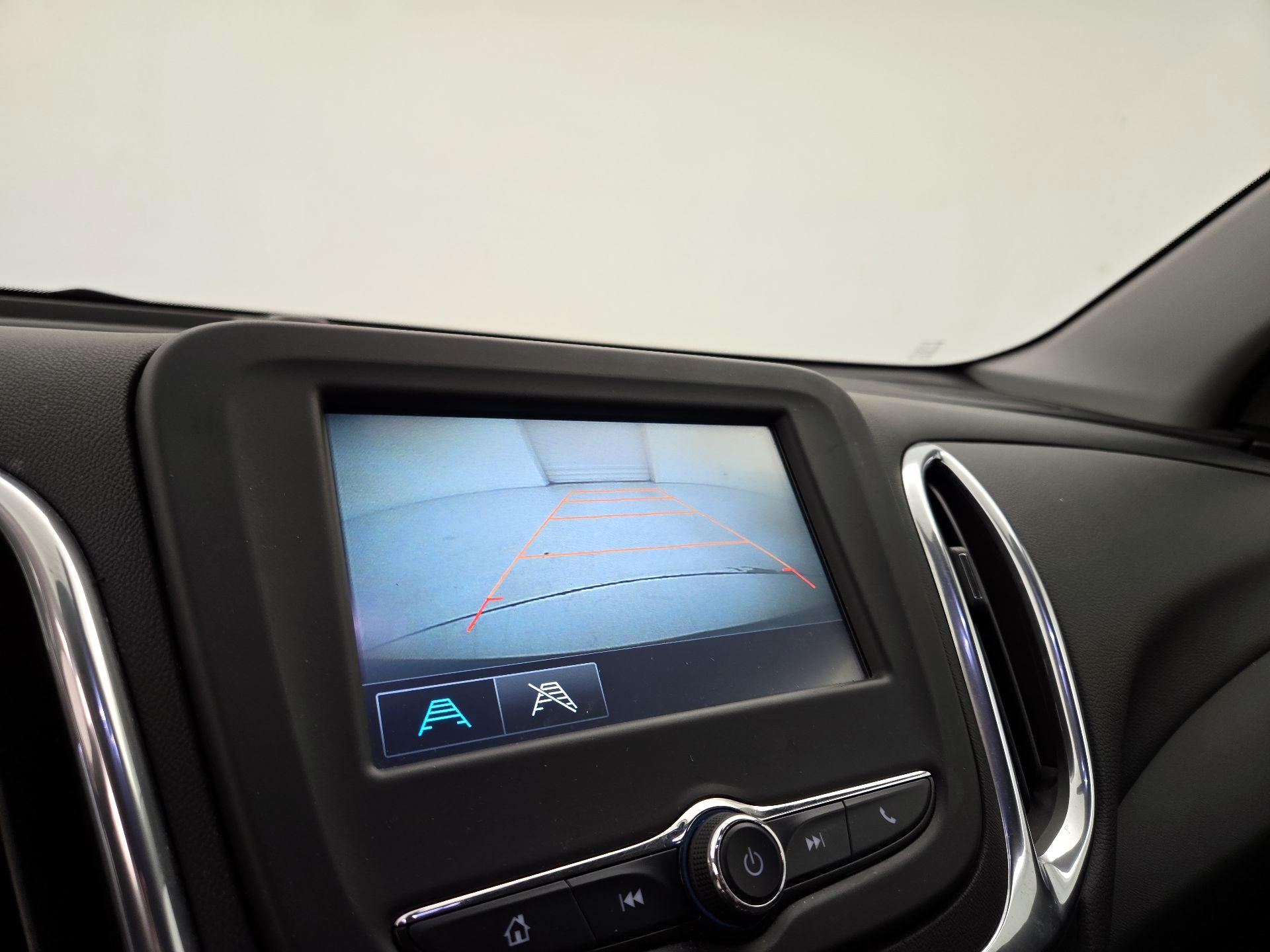 Thumbnail: 2018 Chevrolet Equinox - 14