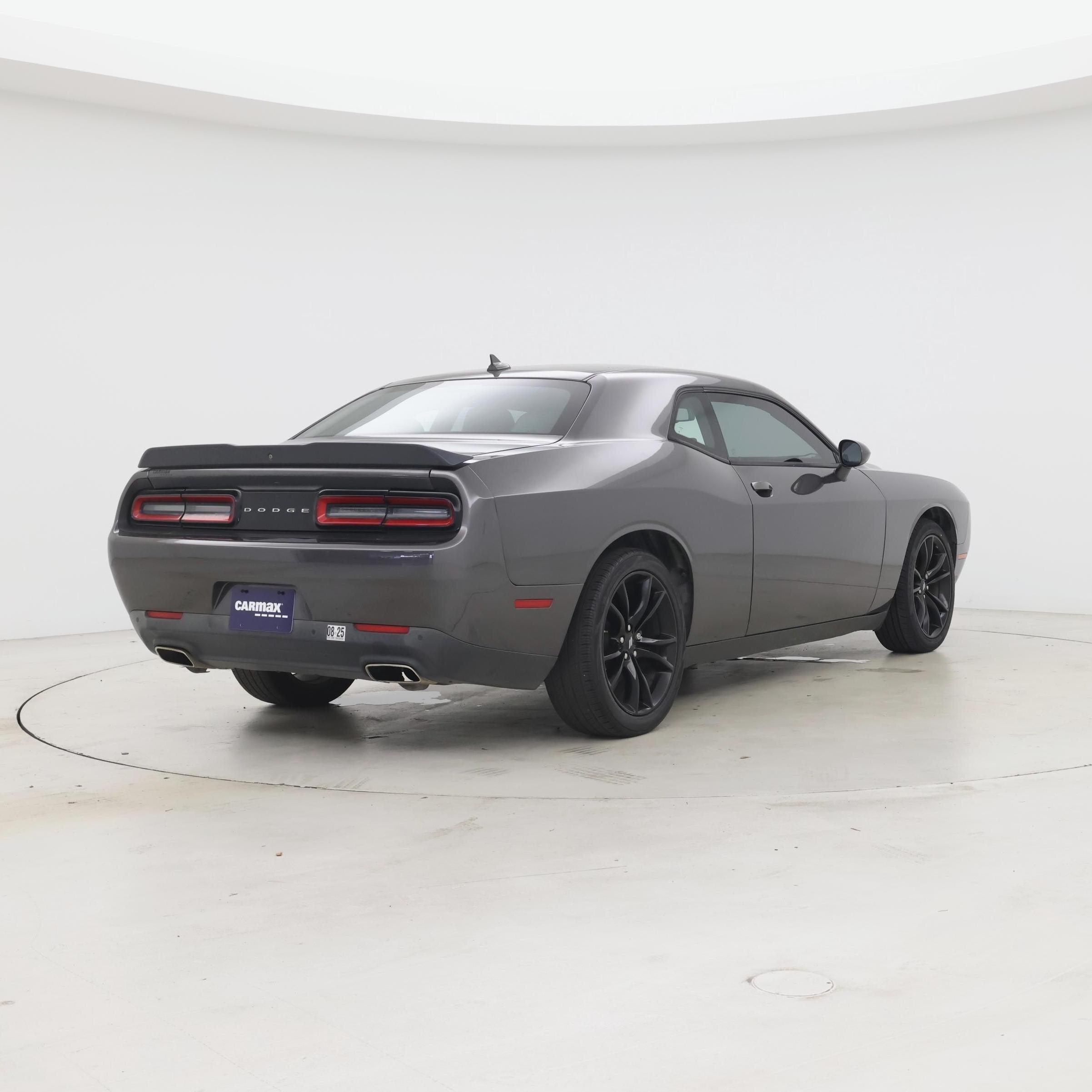 Thumbnail: 2018 Dodge Challenger - 8