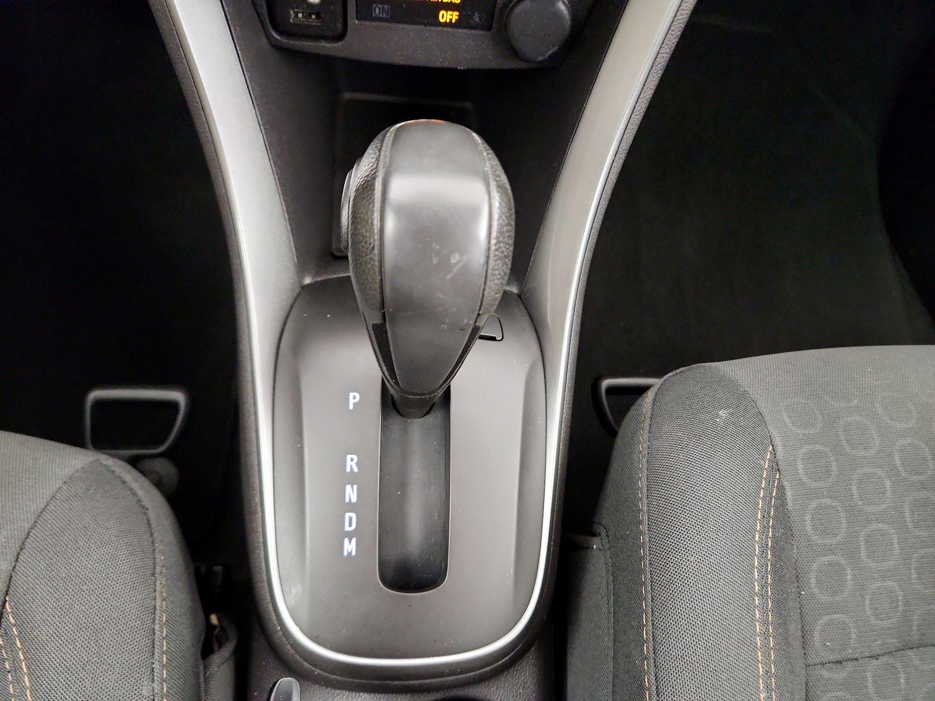 Thumbnail: 2017 Chevrolet Trax - 15