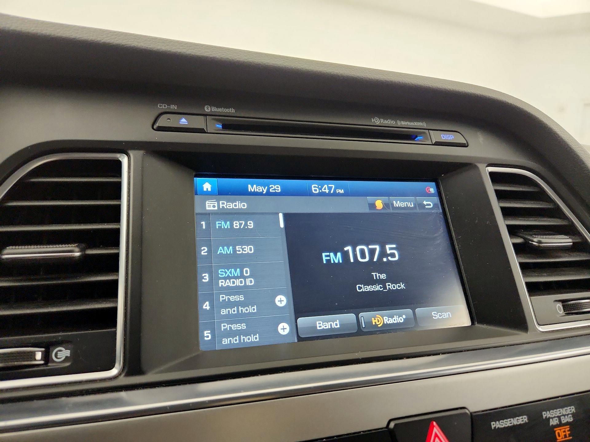 Thumbnail: 2016 Hyundai Sonata - 13