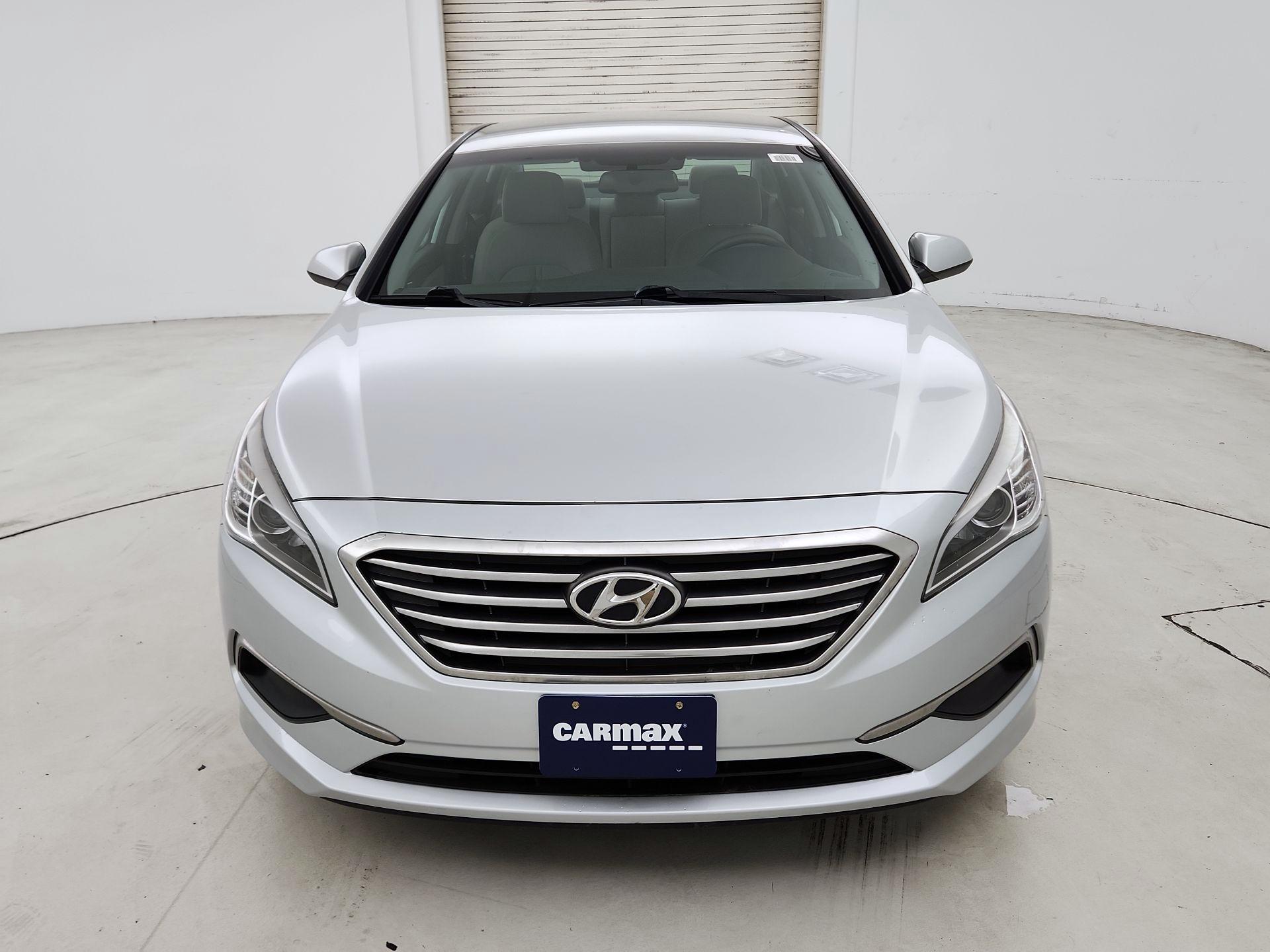 Thumbnail: 2016 Hyundai Sonata - 2