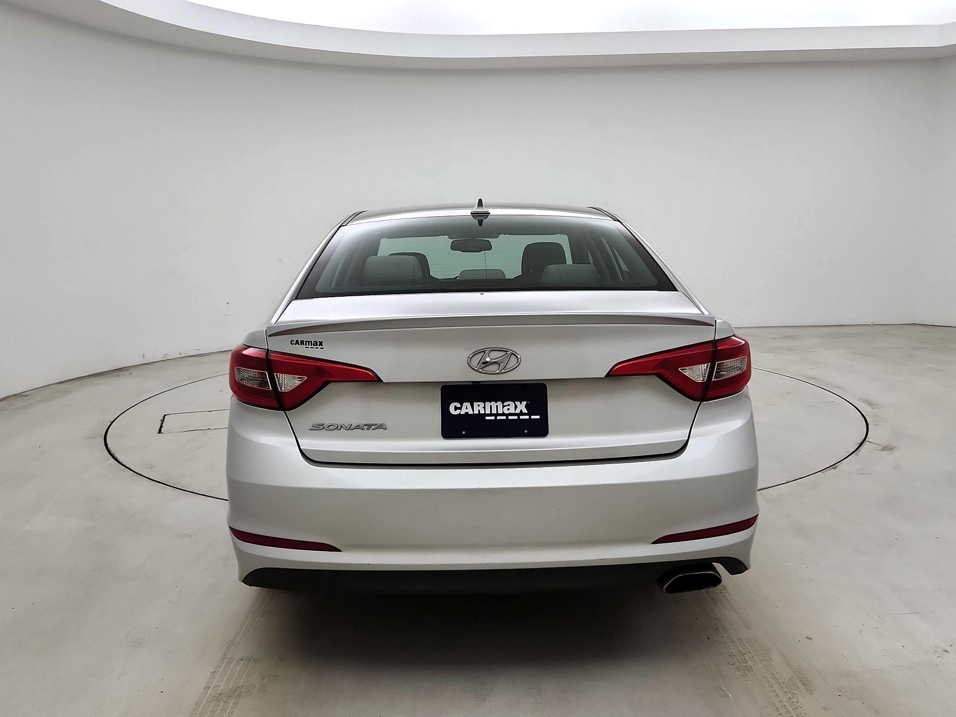 Thumbnail: 2016 Hyundai Sonata - 6