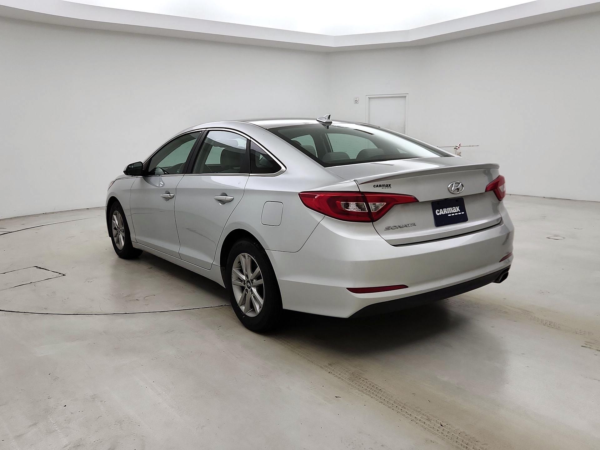 Thumbnail: 2016 Hyundai Sonata - 7
