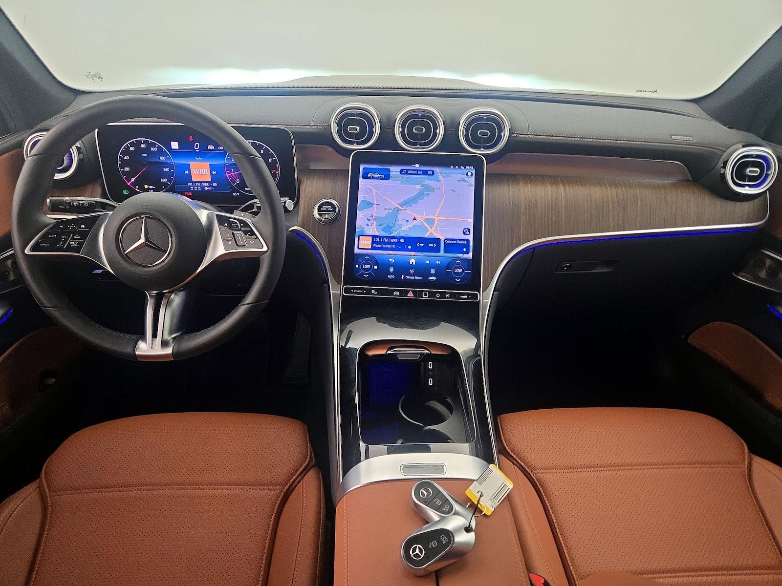 Apple CarPlay® & Android Auto™