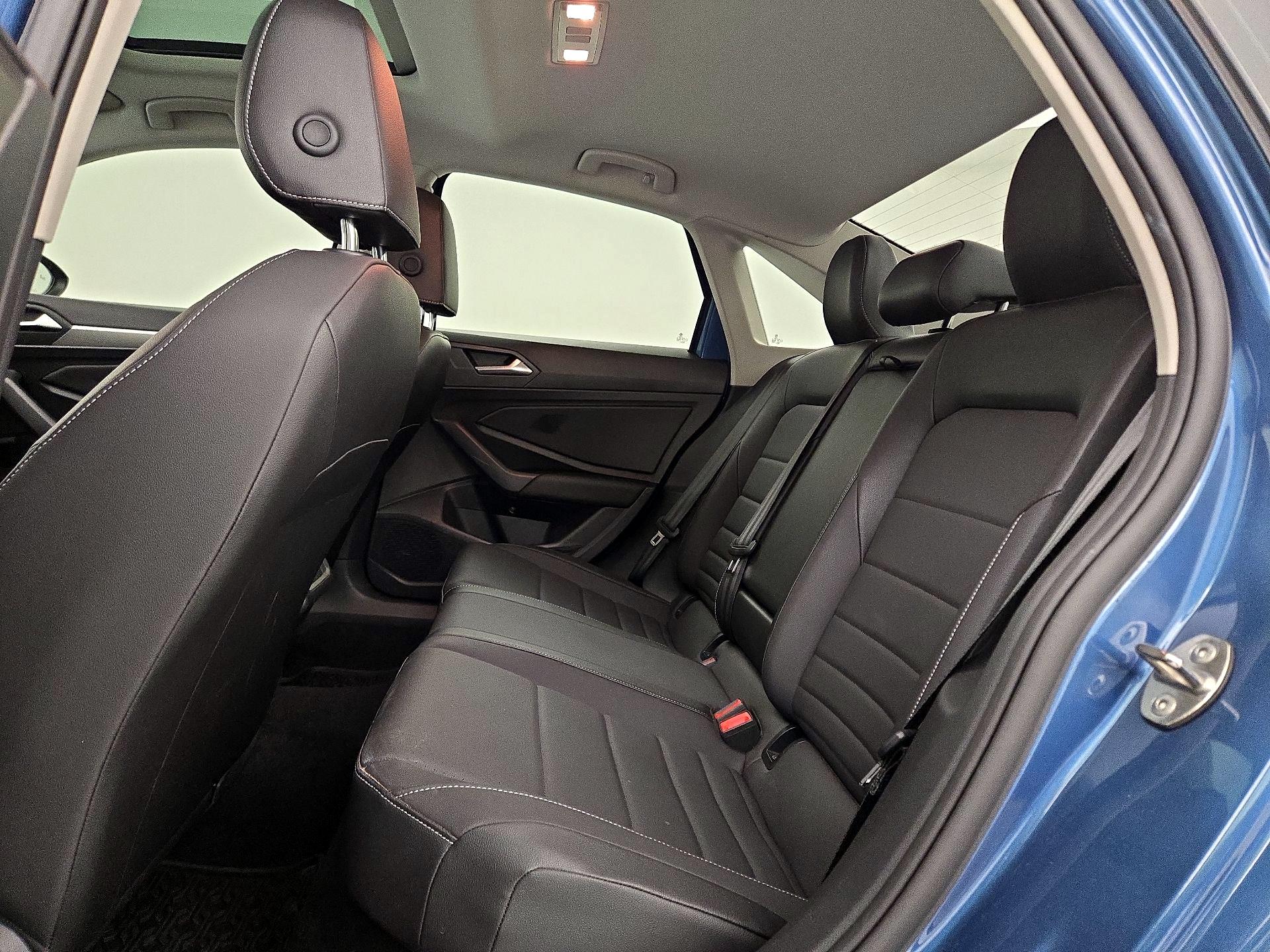 Thumbnail: 2021 Volkswagen Jetta - 20