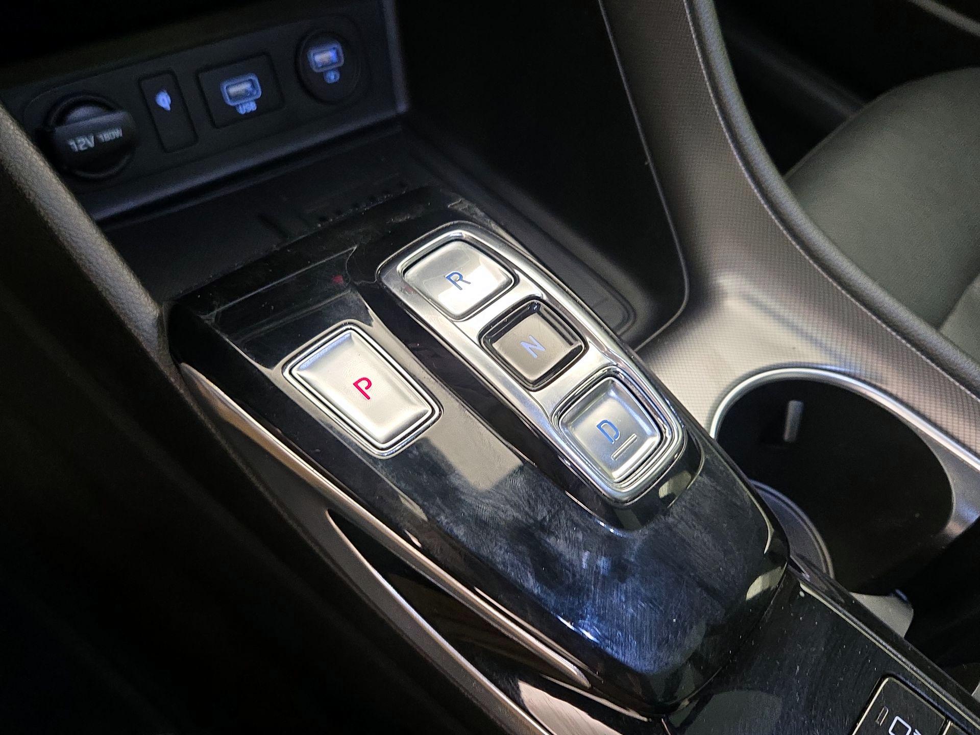 Thumbnail: 2020 Hyundai Sonata - 18