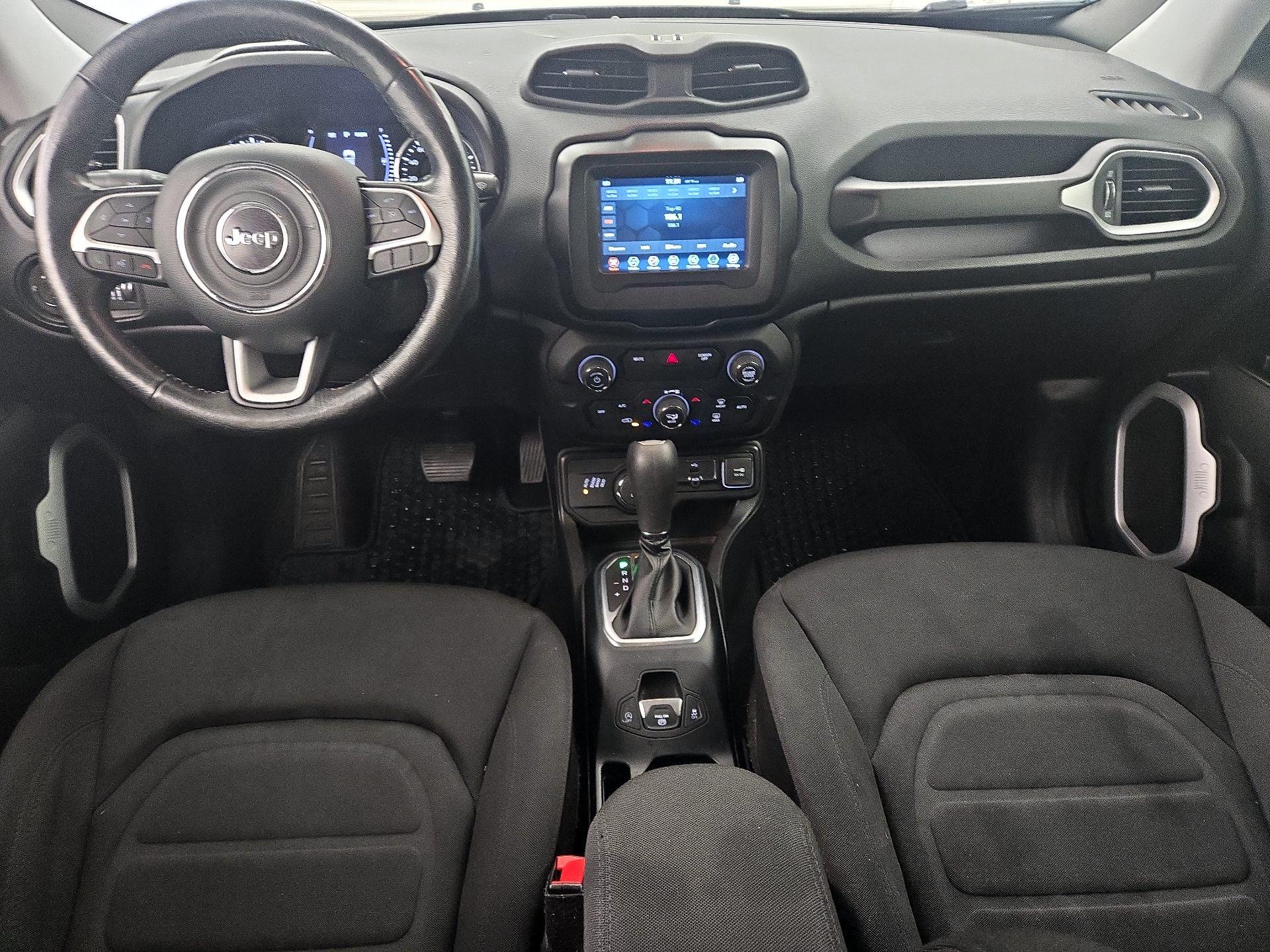 Thumbnail: 2020 Jeep Renegade - 9