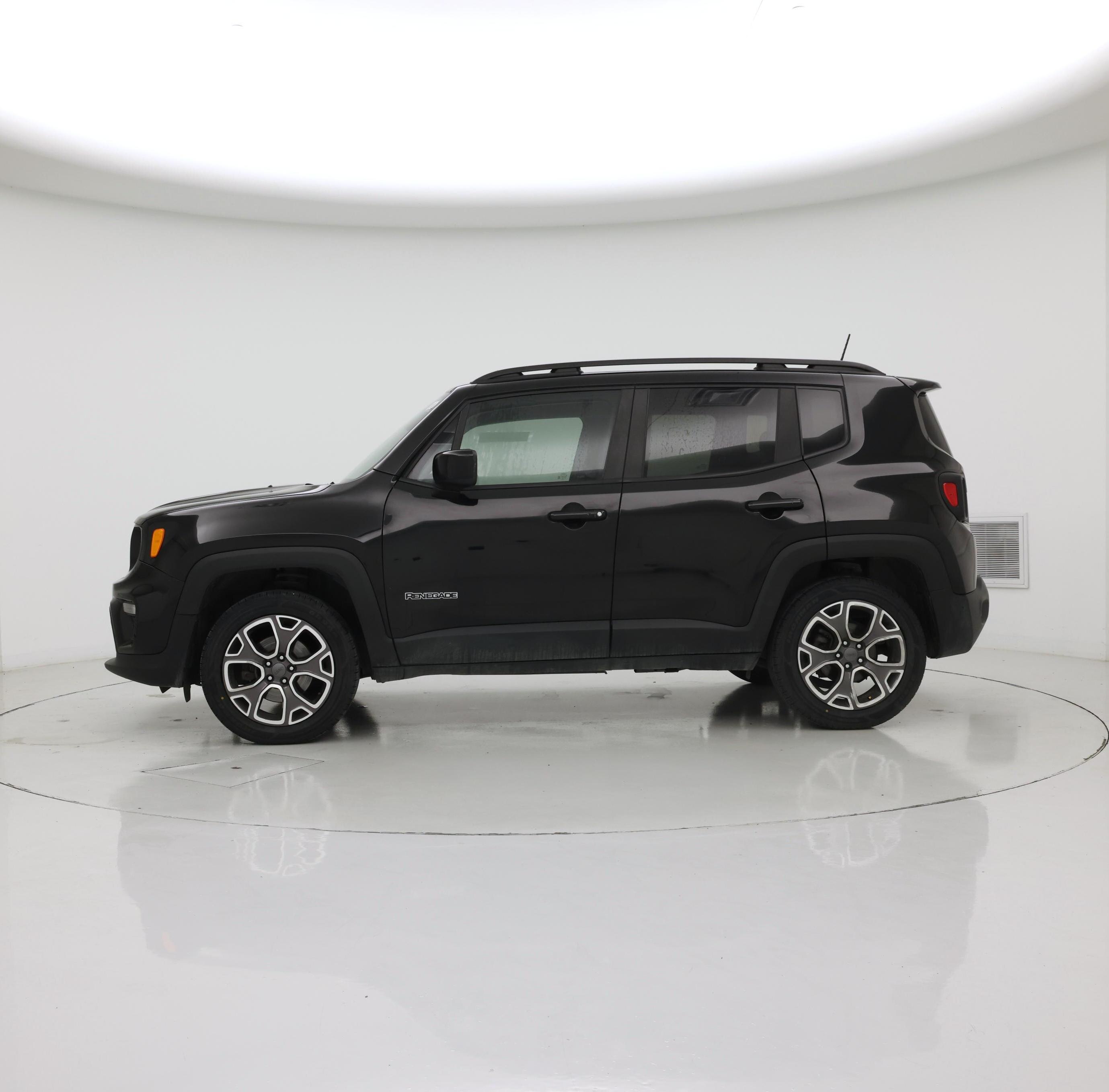 Thumbnail: 2020 Jeep Renegade - 3