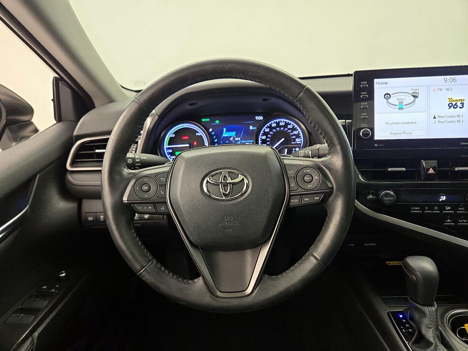 Thumbnail: 2022 Toyota Camry - 10