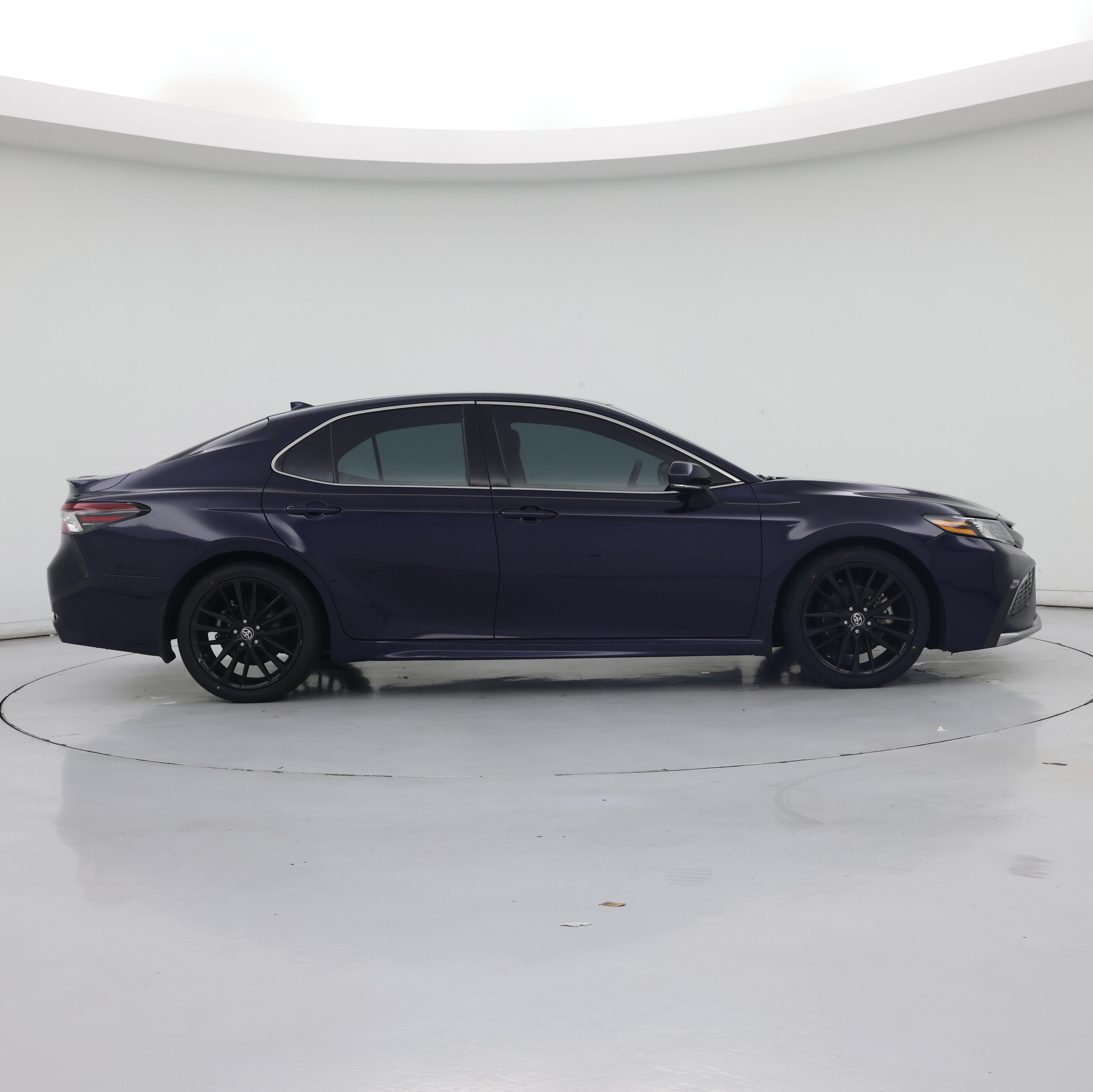 Thumbnail: 2022 Toyota Camry - 7