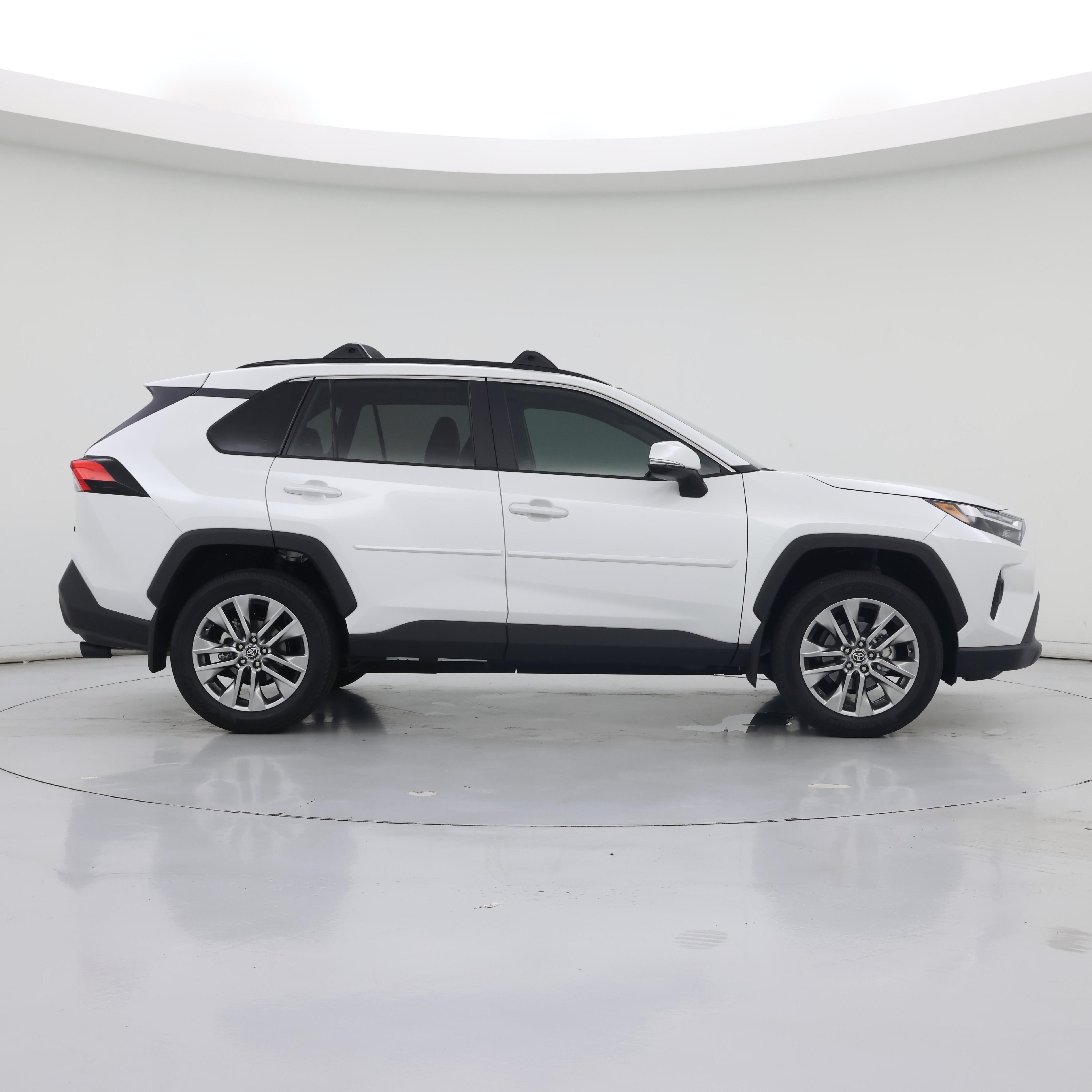 Thumbnail: 2025 Toyota RAV4 - 7