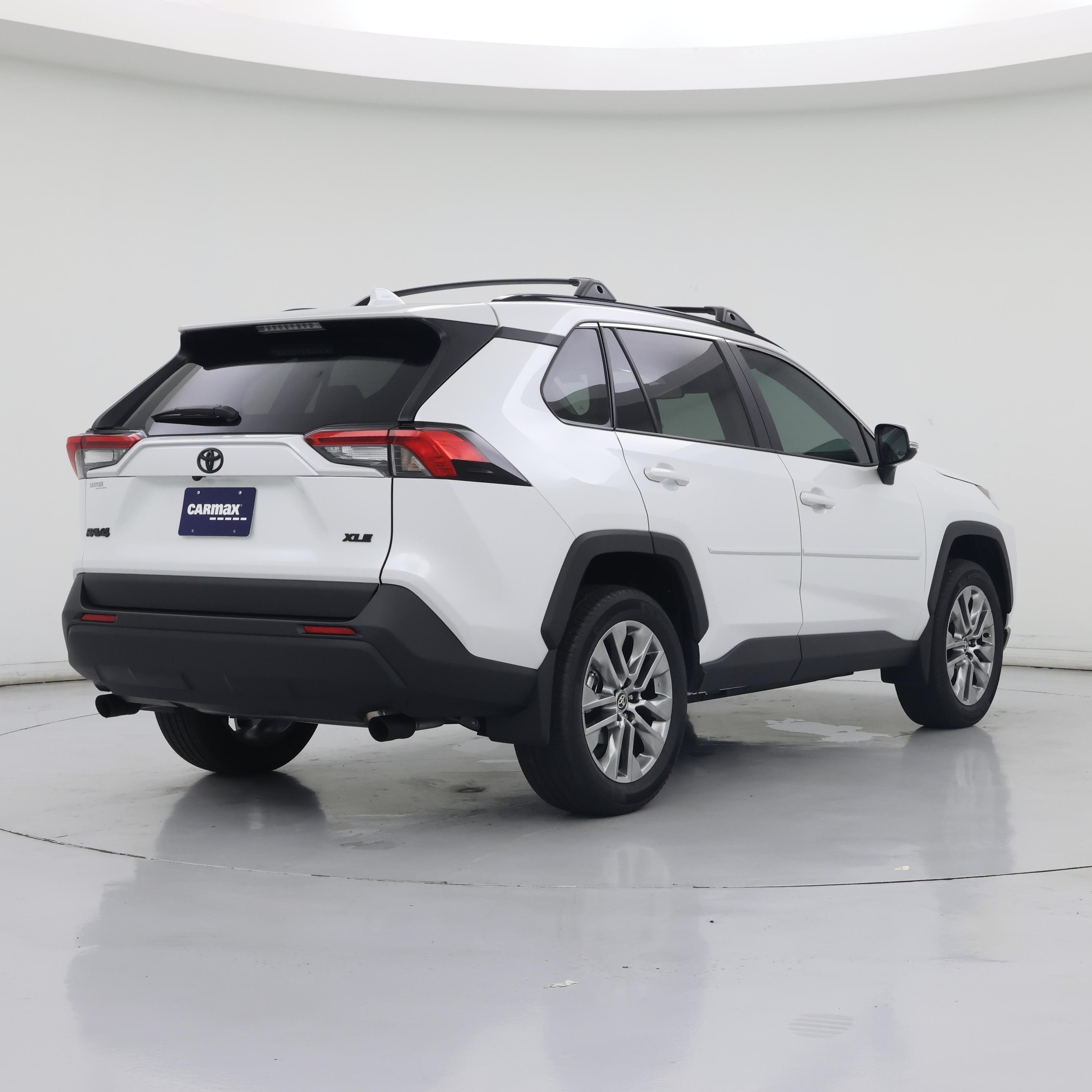 Thumbnail: 2025 Toyota RAV4 - 8