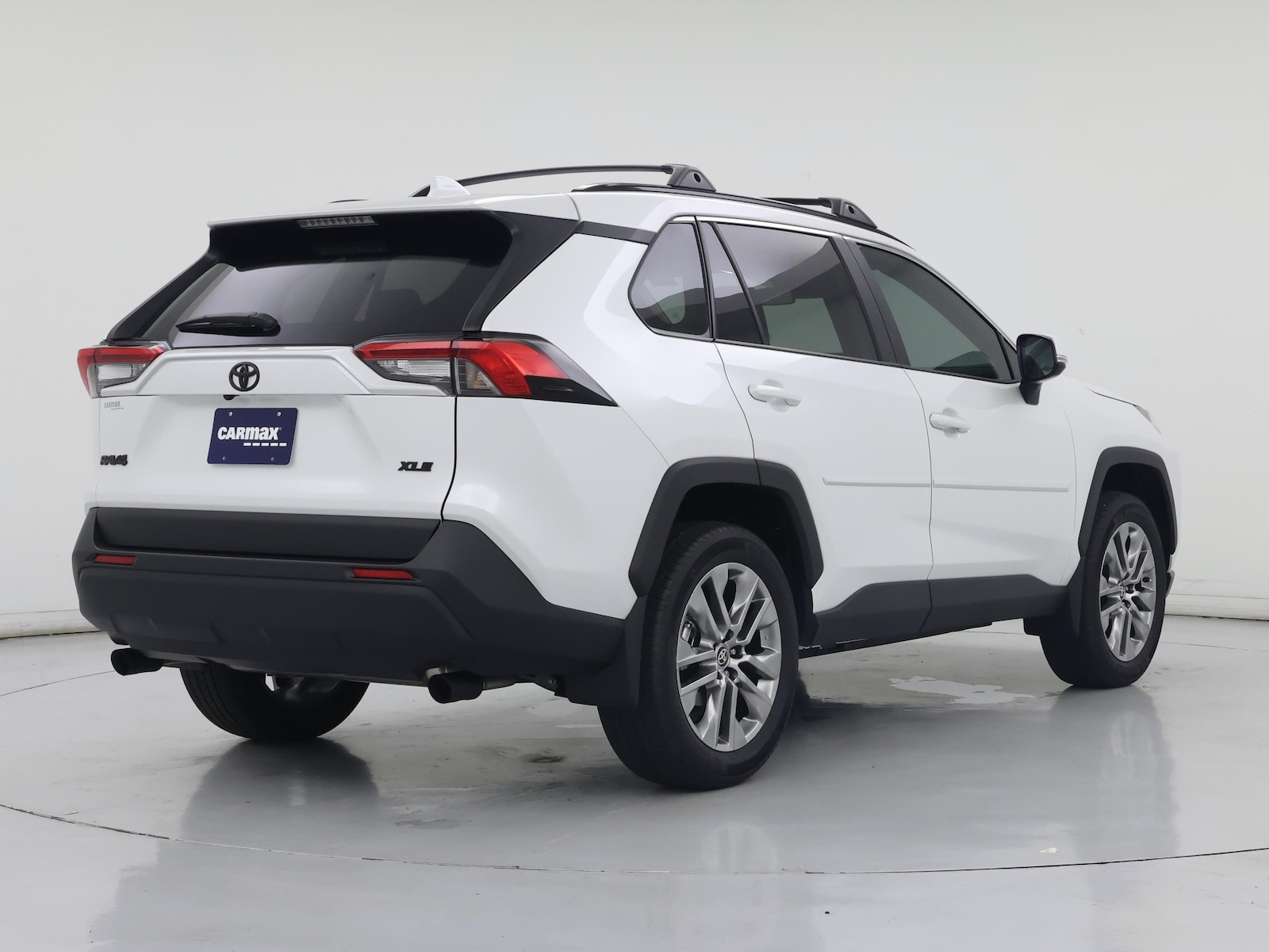 2025 Toyota RAV4 XLE Premium - Photo 9