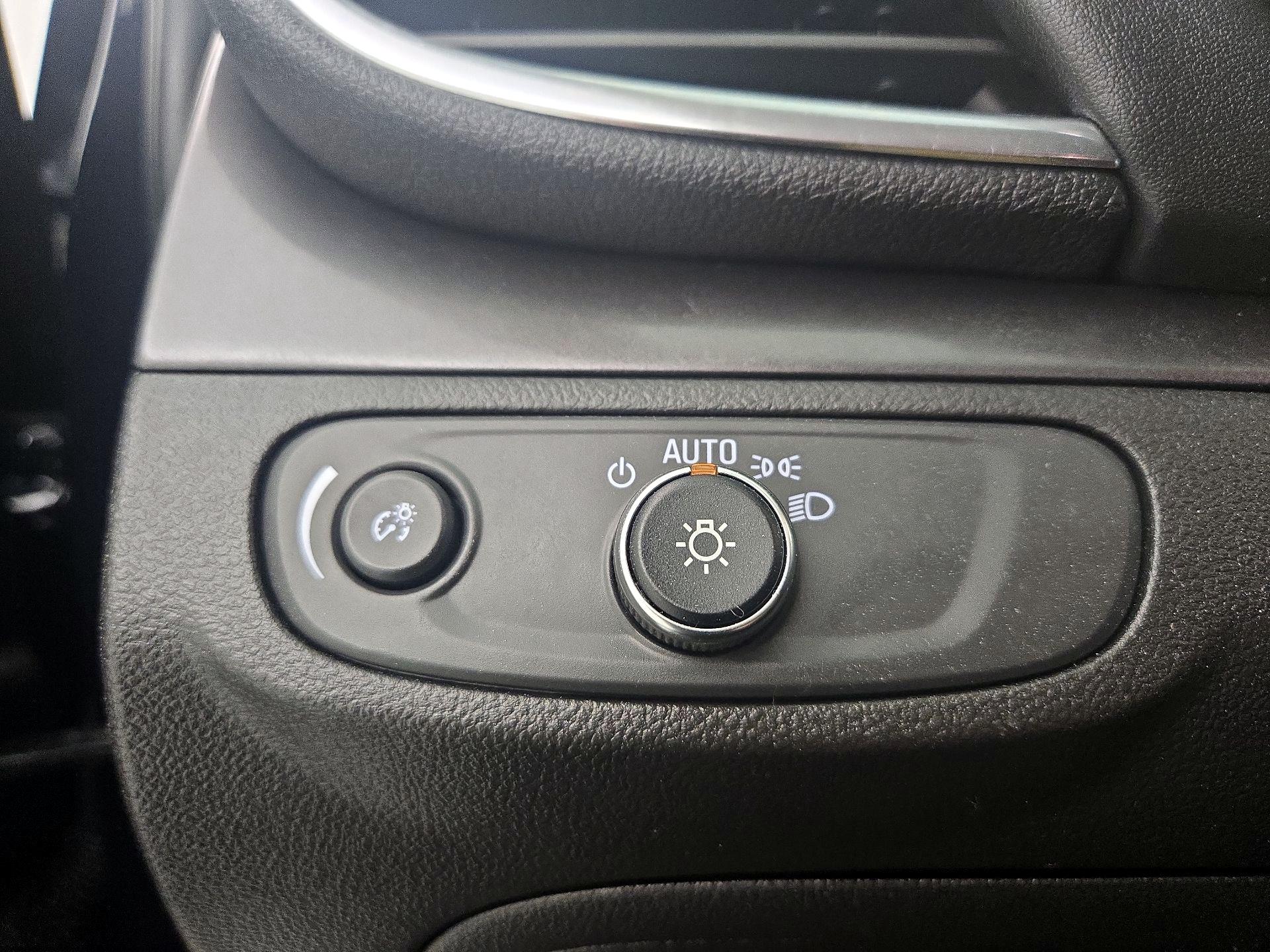 Thumbnail: 2022 Buick Encore - 13