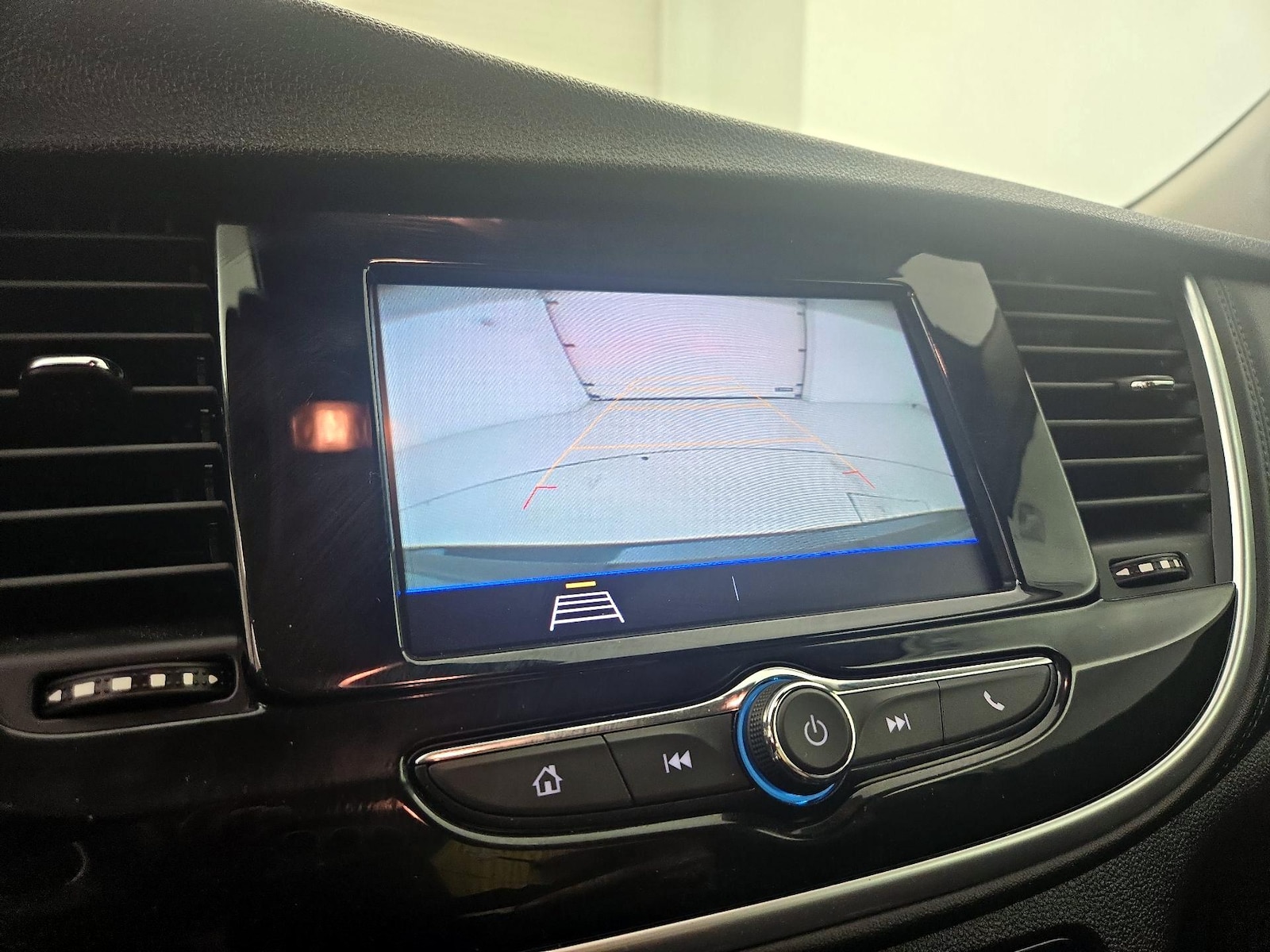 2022 Buick Encore Preferred - Photo 16