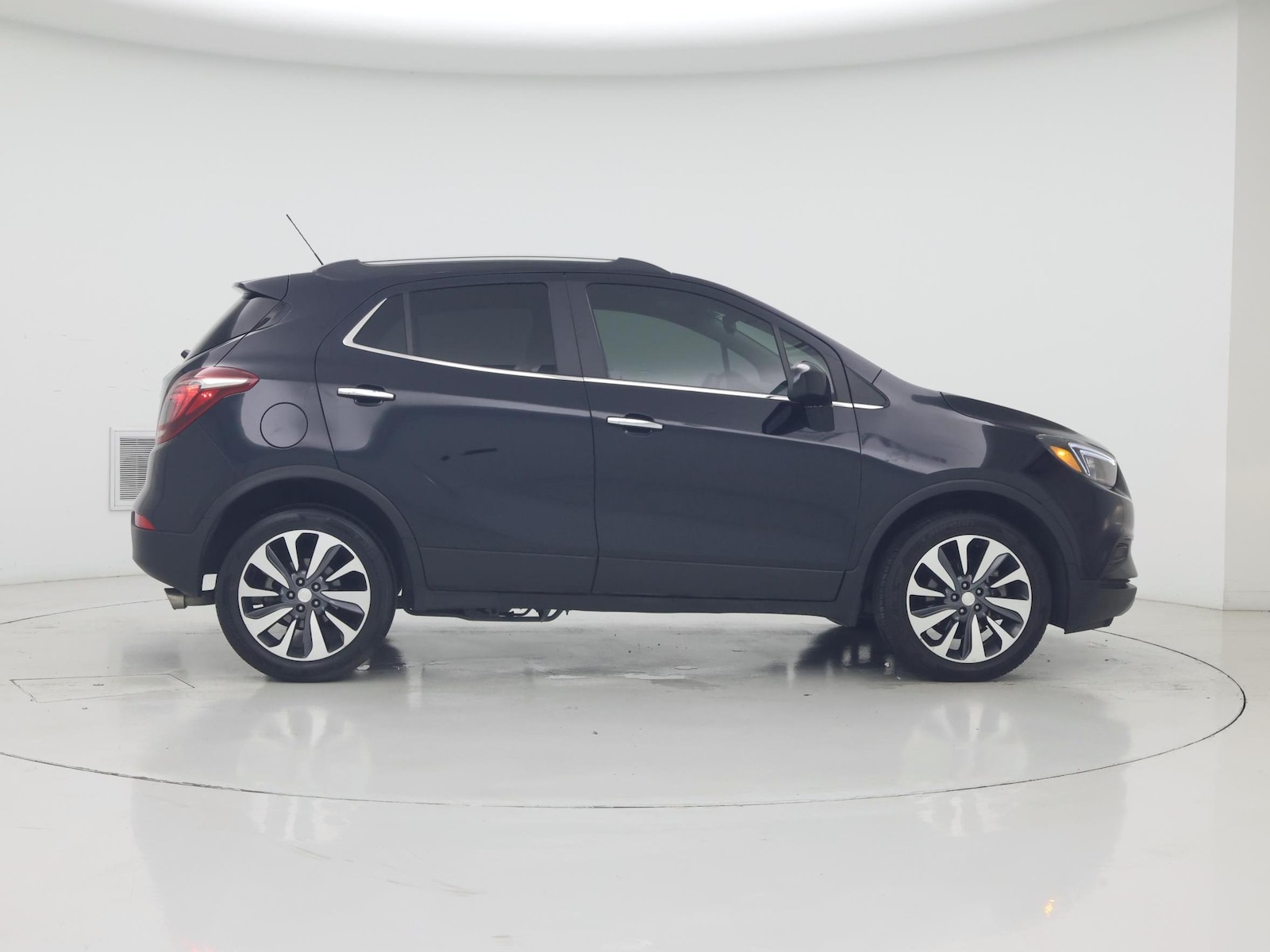 2022 Buick Encore Preferred - Photo 8