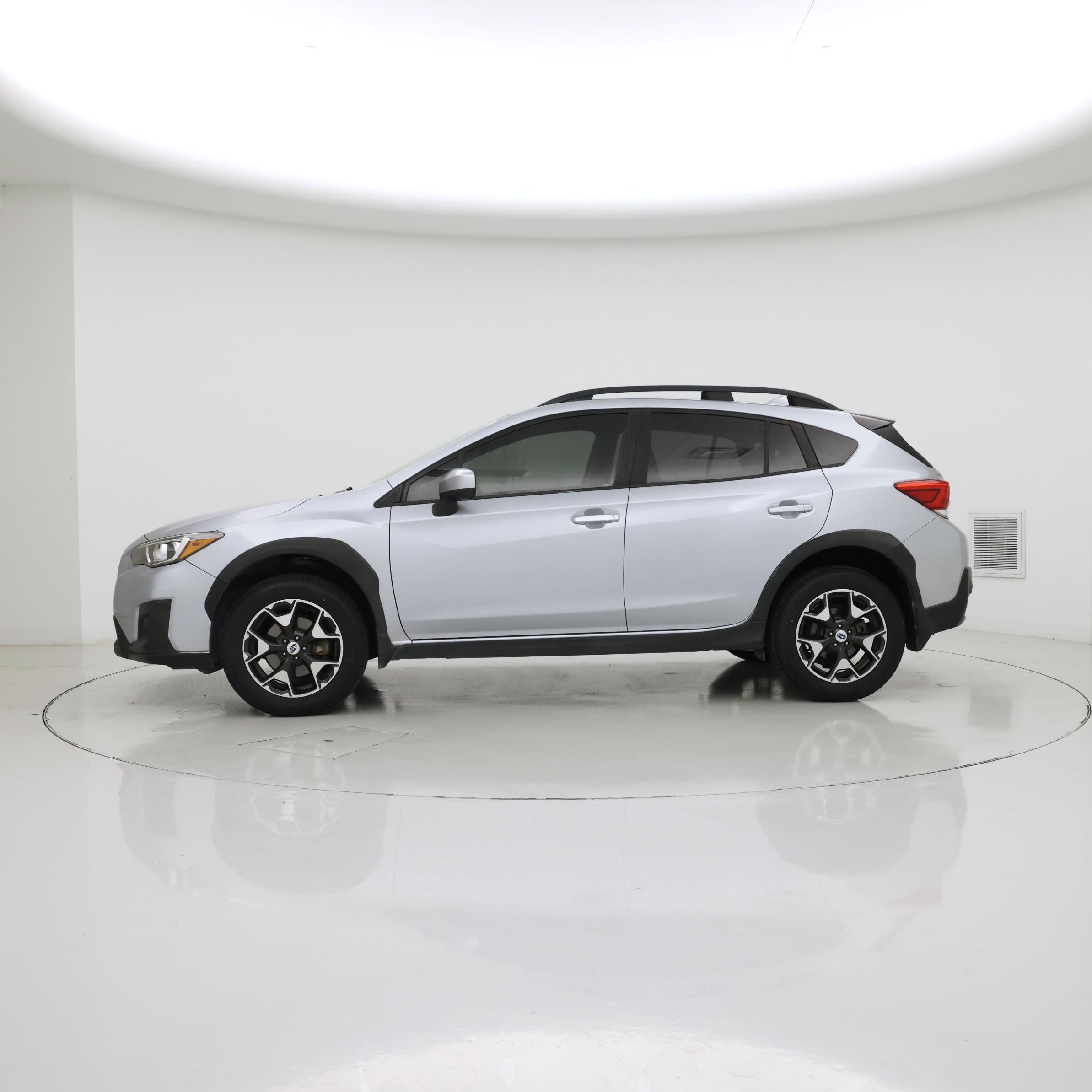 Thumbnail: 2018 Subaru Crosstrek - 3
