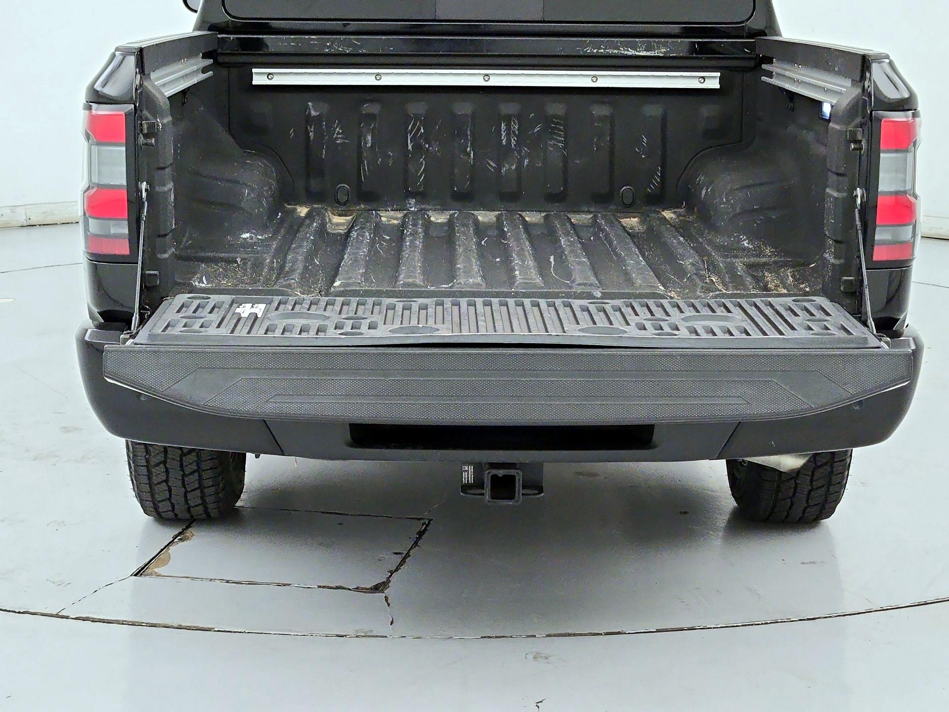 Thumbnail: 2024 Nissan Frontier - 20