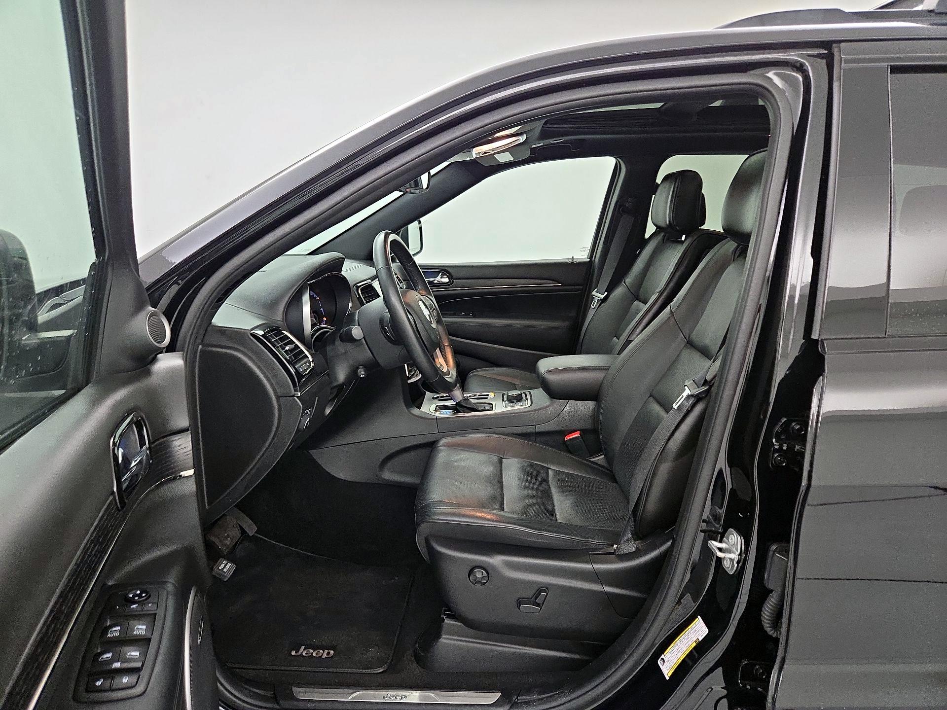 Thumbnail: 2021 Jeep Grand Cherokee - 11