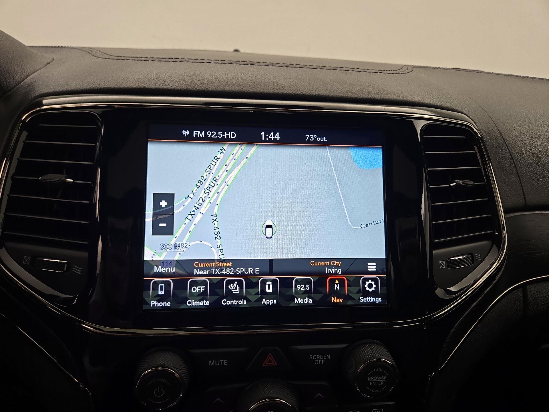 Thumbnail: 2021 Jeep Grand Cherokee - 14