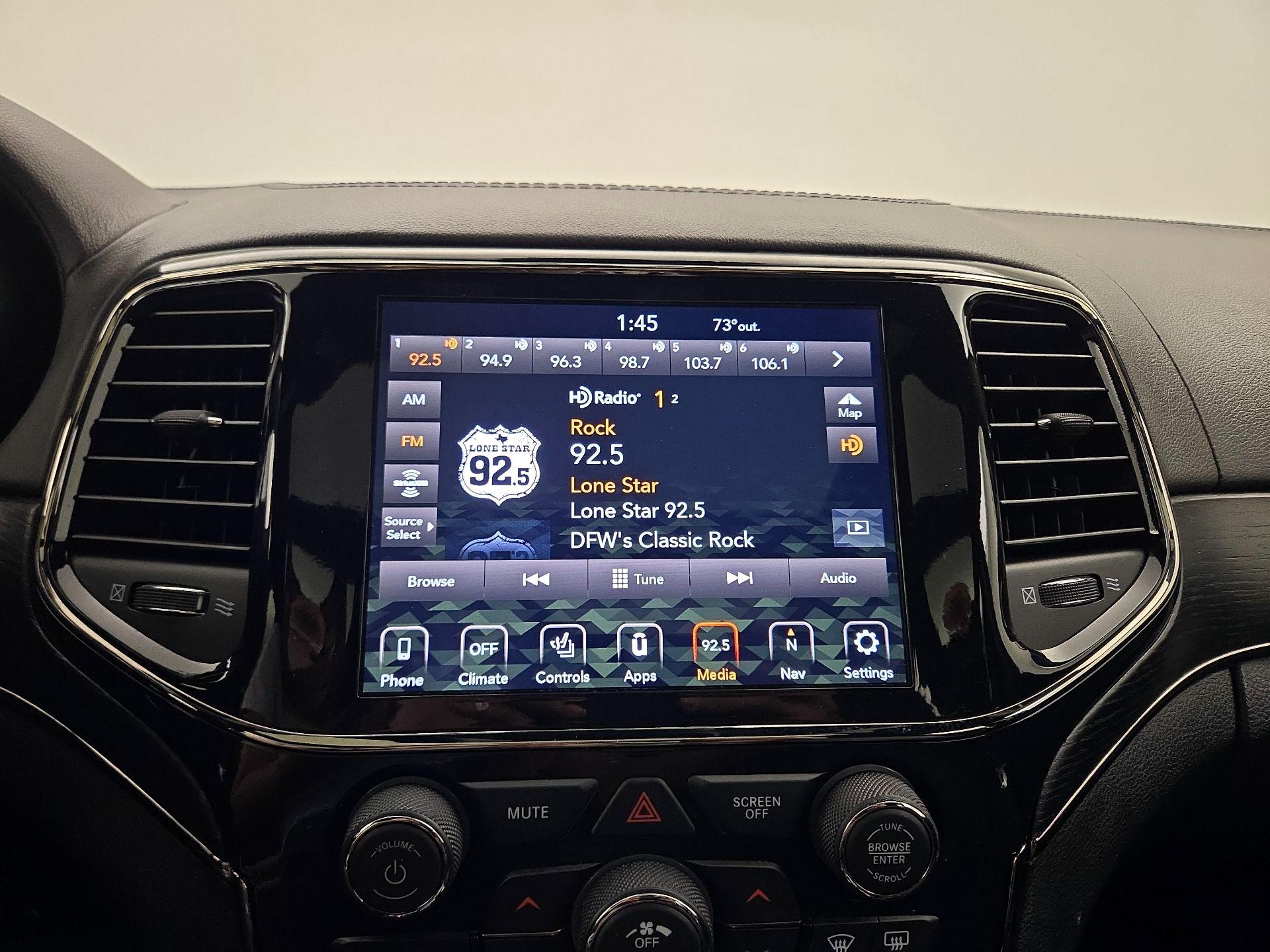 Thumbnail: 2021 Jeep Grand Cherokee - 16