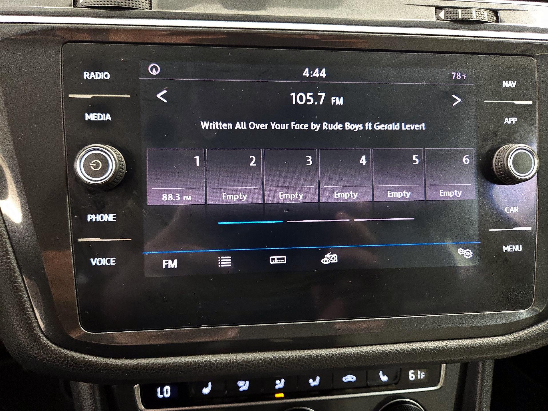 Thumbnail: 2018 Volkswagen Tiguan - 15