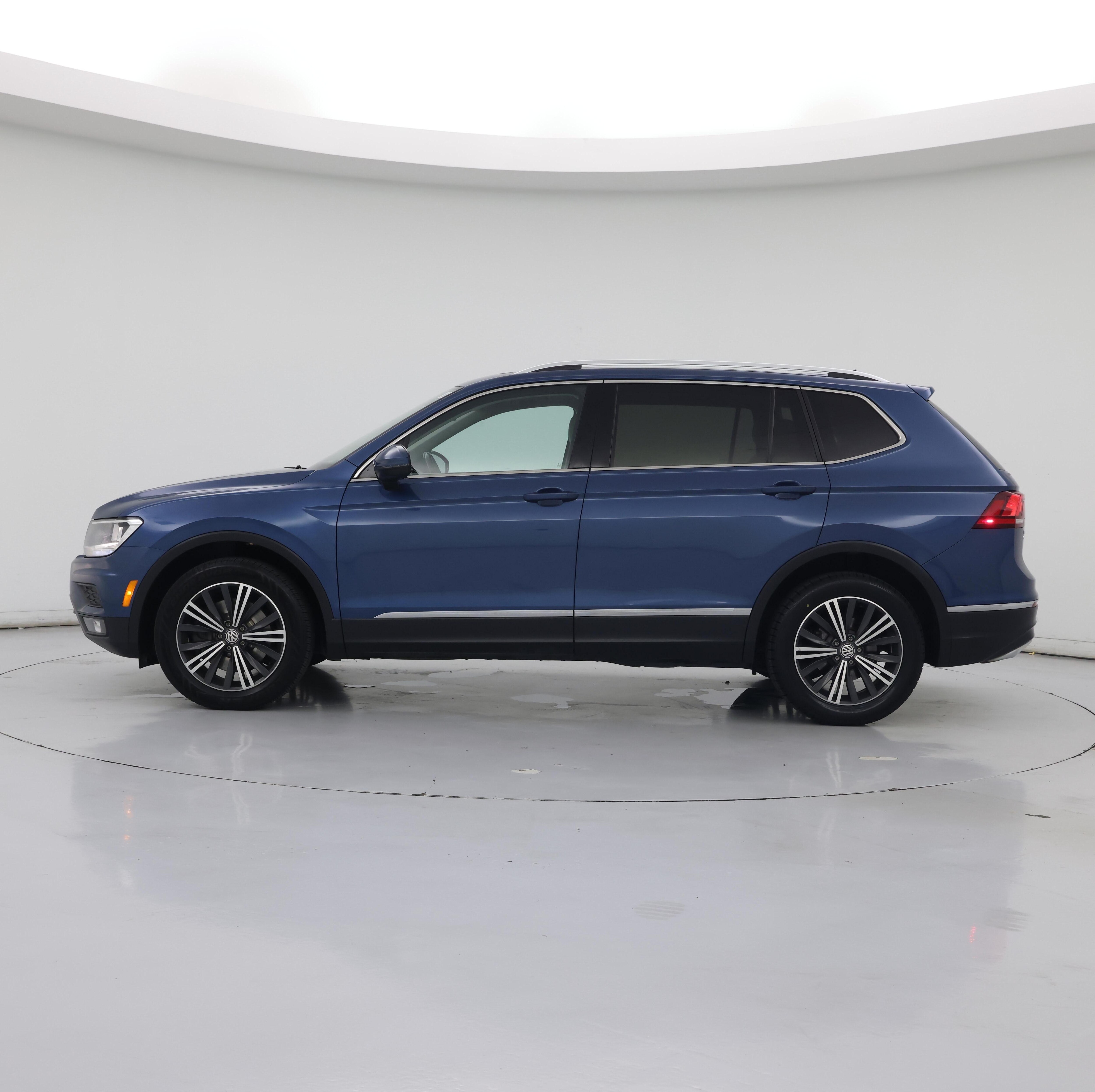 Thumbnail: 2018 Volkswagen Tiguan - 3