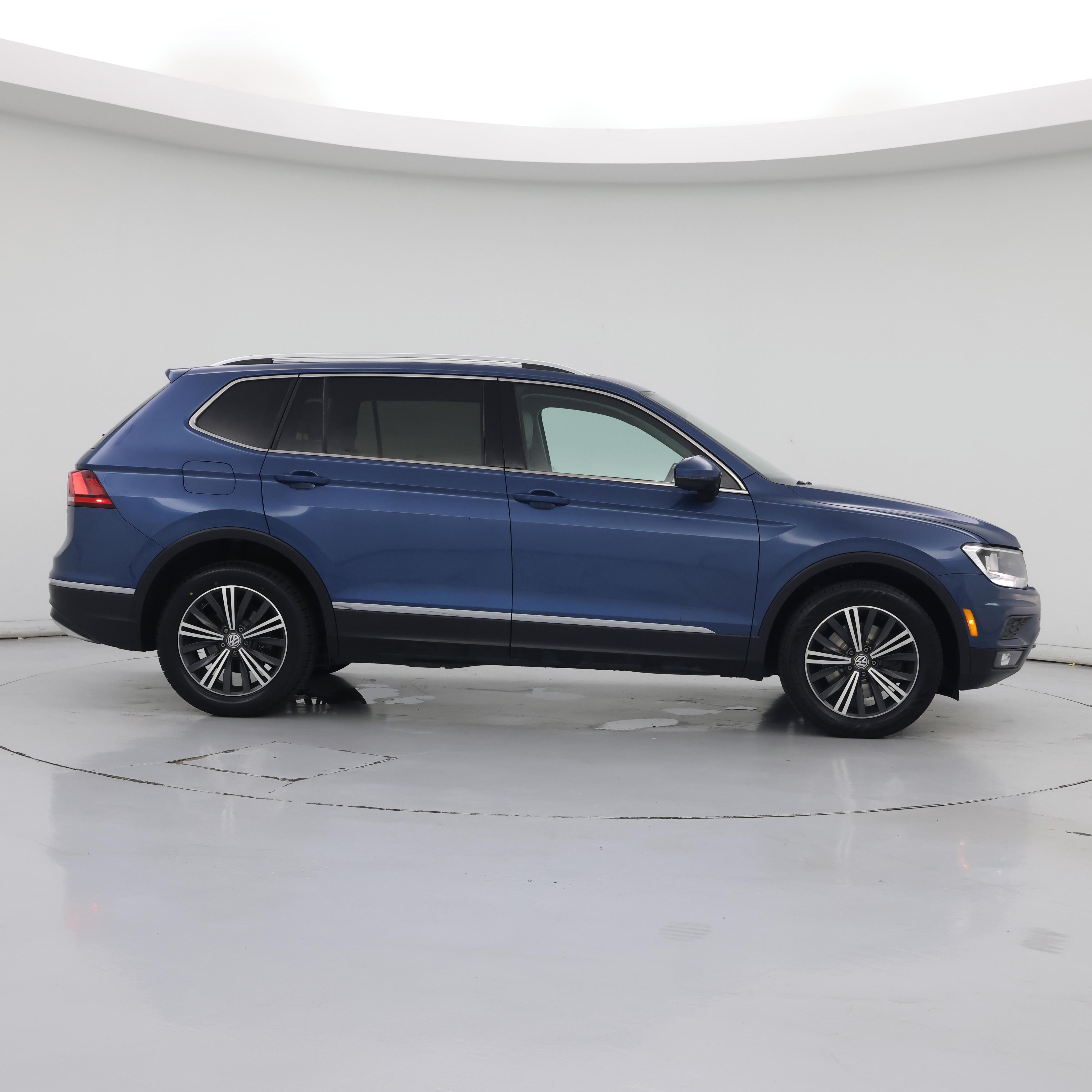 Thumbnail: 2018 Volkswagen Tiguan - 7