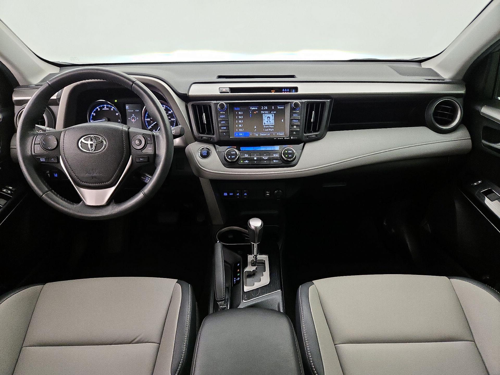 Thumbnail: 2017 Toyota RAV4 - 9