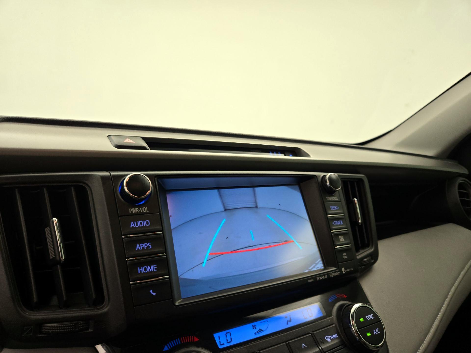 Thumbnail: 2017 Toyota RAV4 - 15