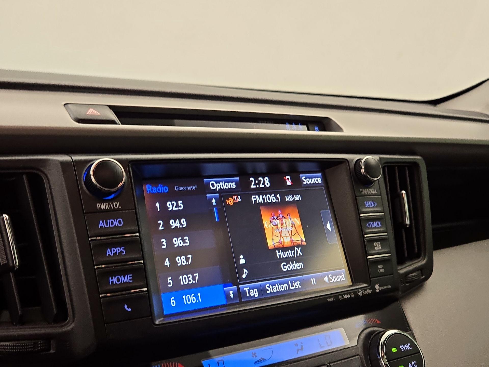 Thumbnail: 2017 Toyota RAV4 - 16