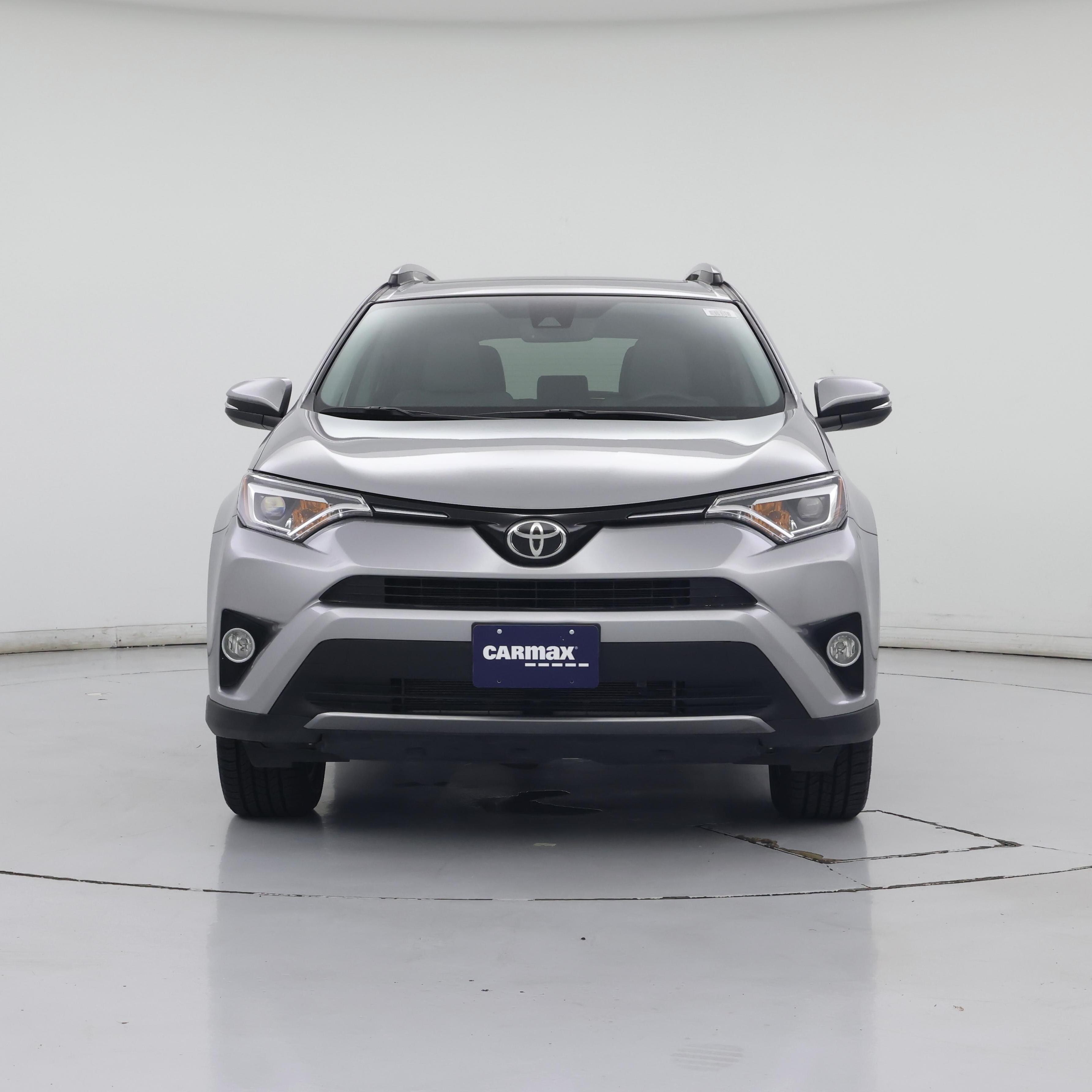 Thumbnail: 2017 Toyota RAV4 - 5