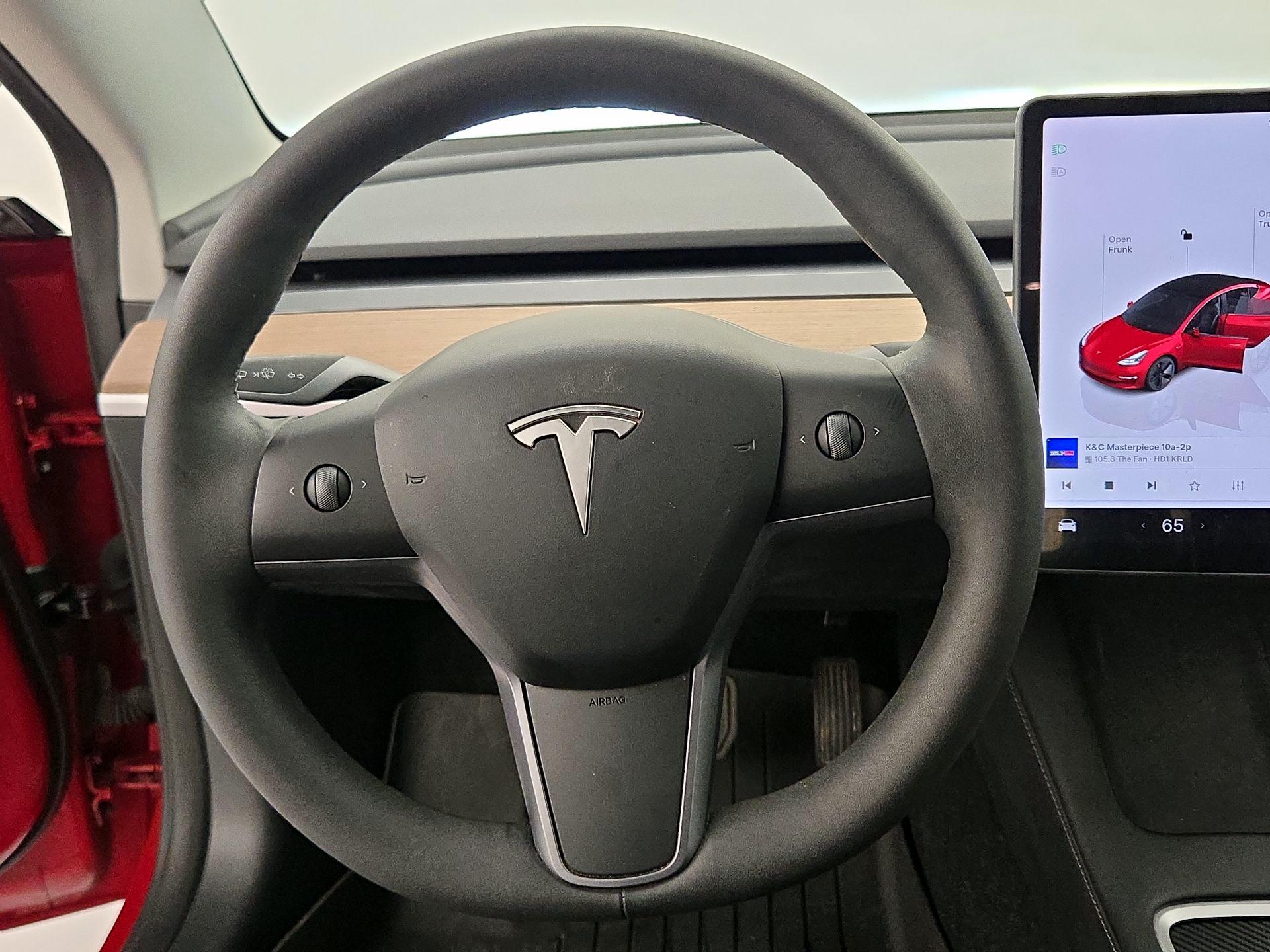 Thumbnail: 2023 Tesla Model 3 - 10
