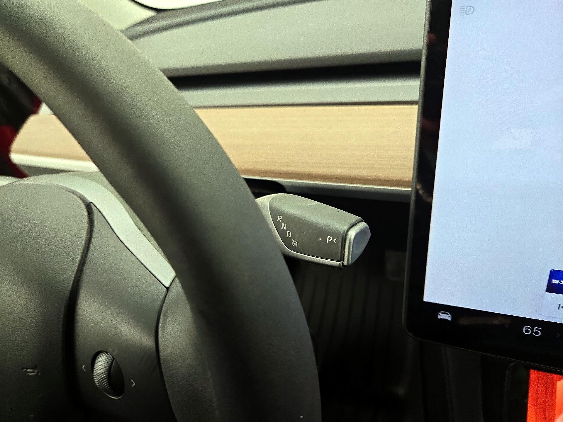Thumbnail: 2023 Tesla Model 3 - 17