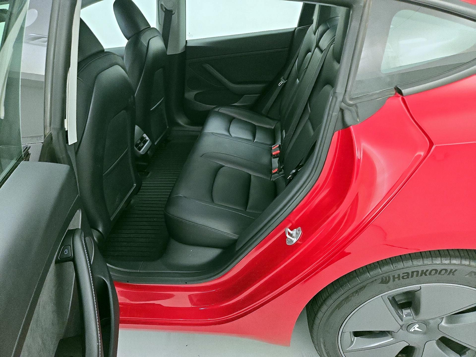 Thumbnail: 2023 Tesla Model 3 - 19