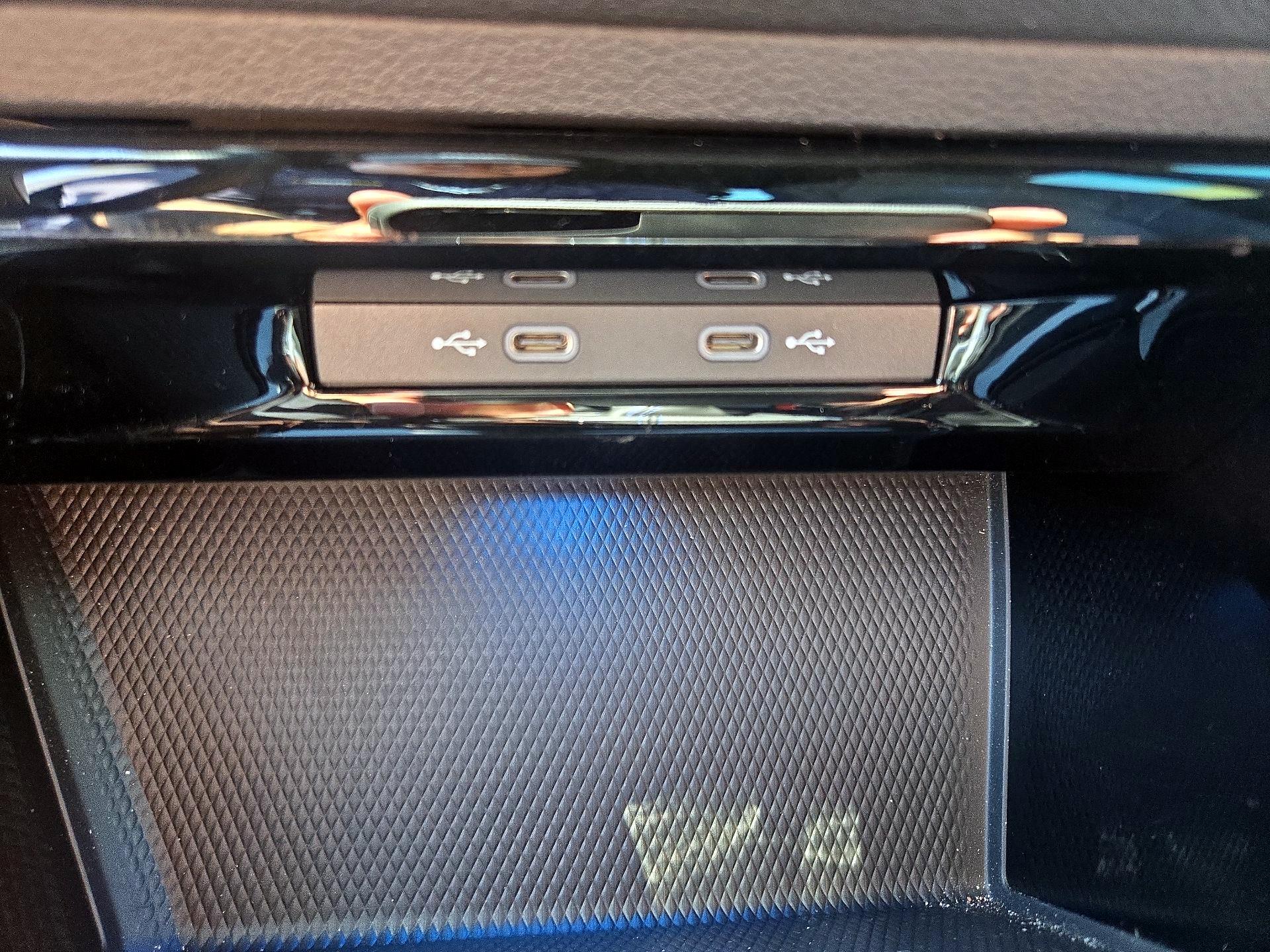 Thumbnail: 2024 Volkswagen Golf - 19