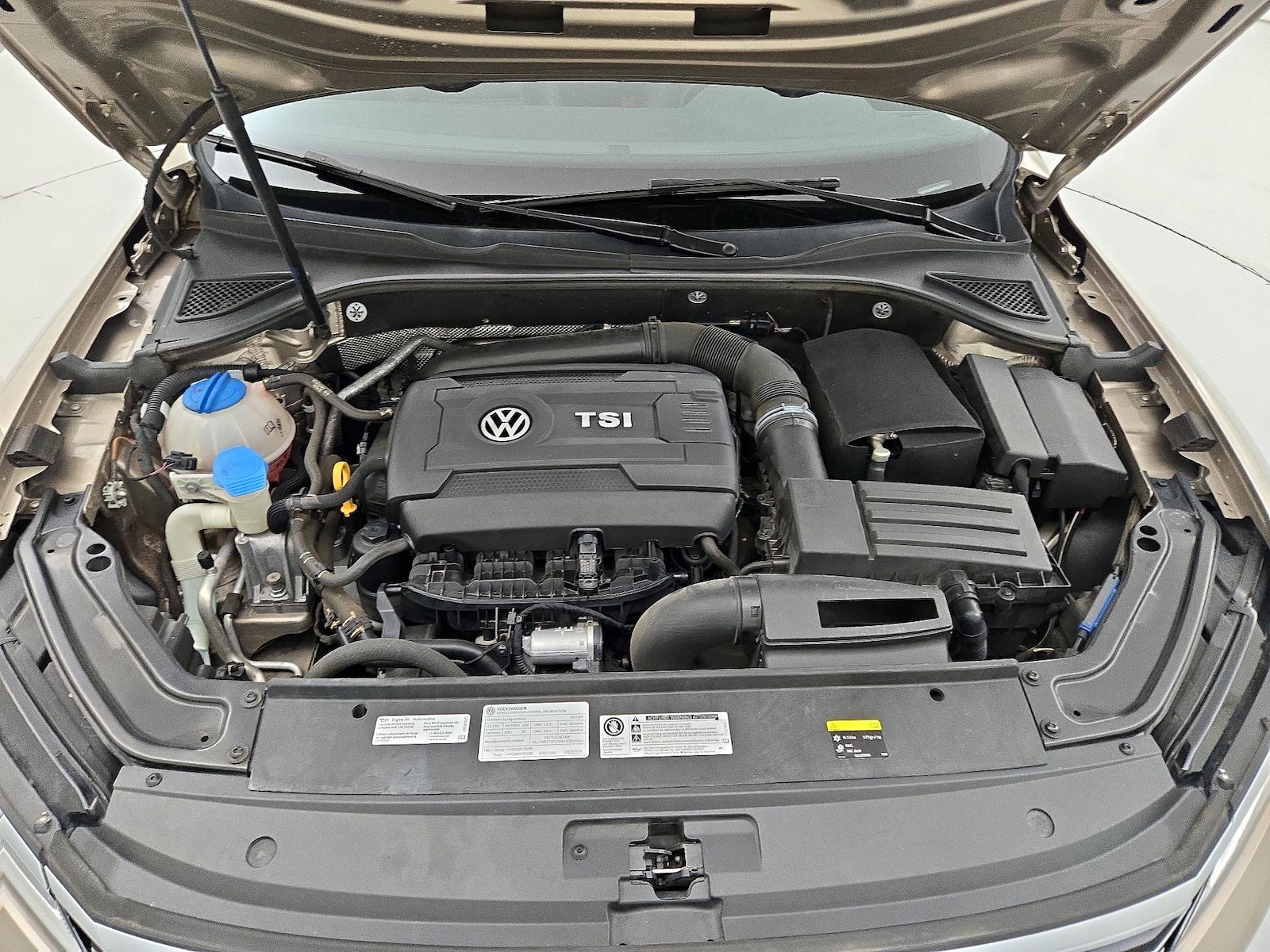2017 Volkswagen Passat SEL Premium - Photo 24