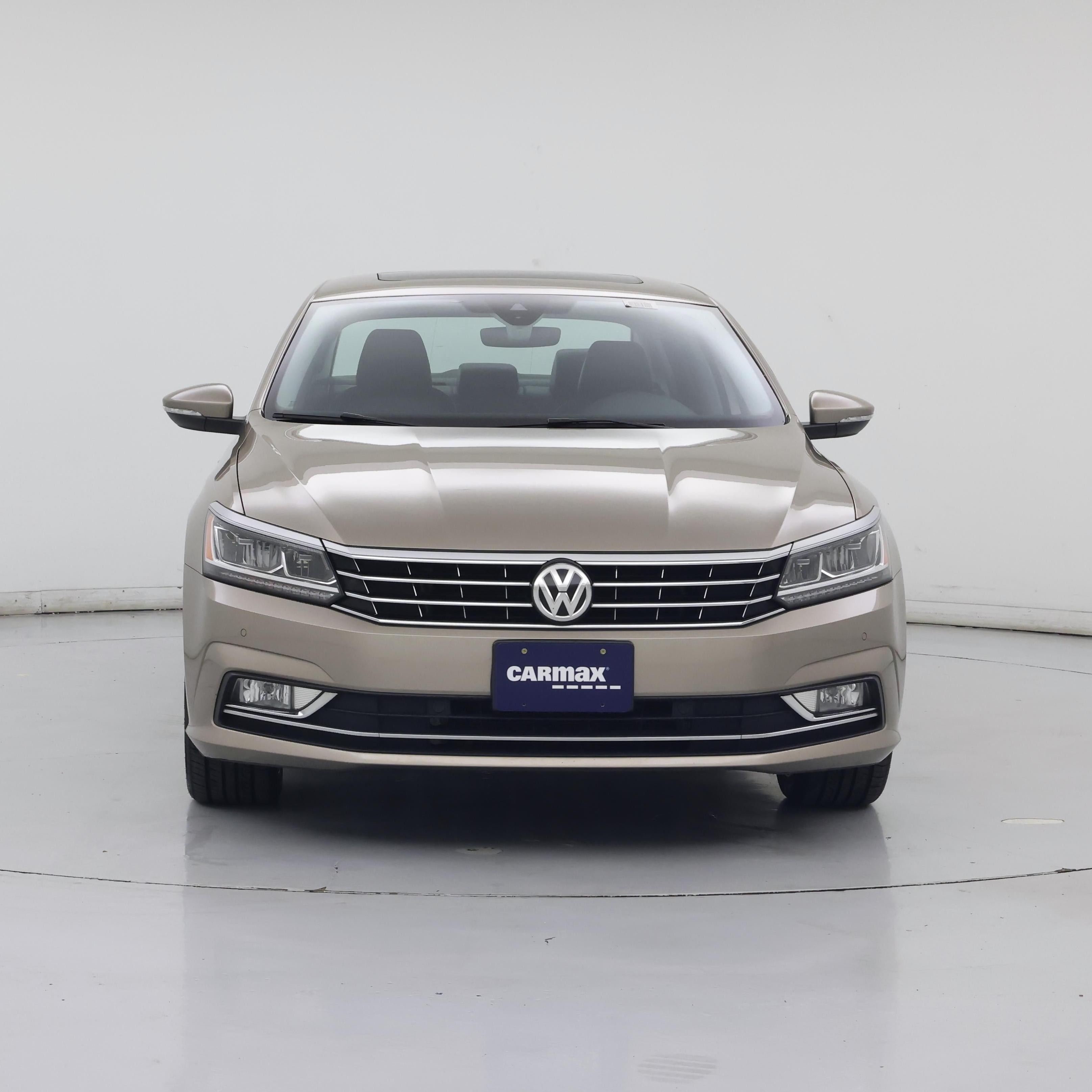 Thumbnail: 2017 Volkswagen Passat - 5