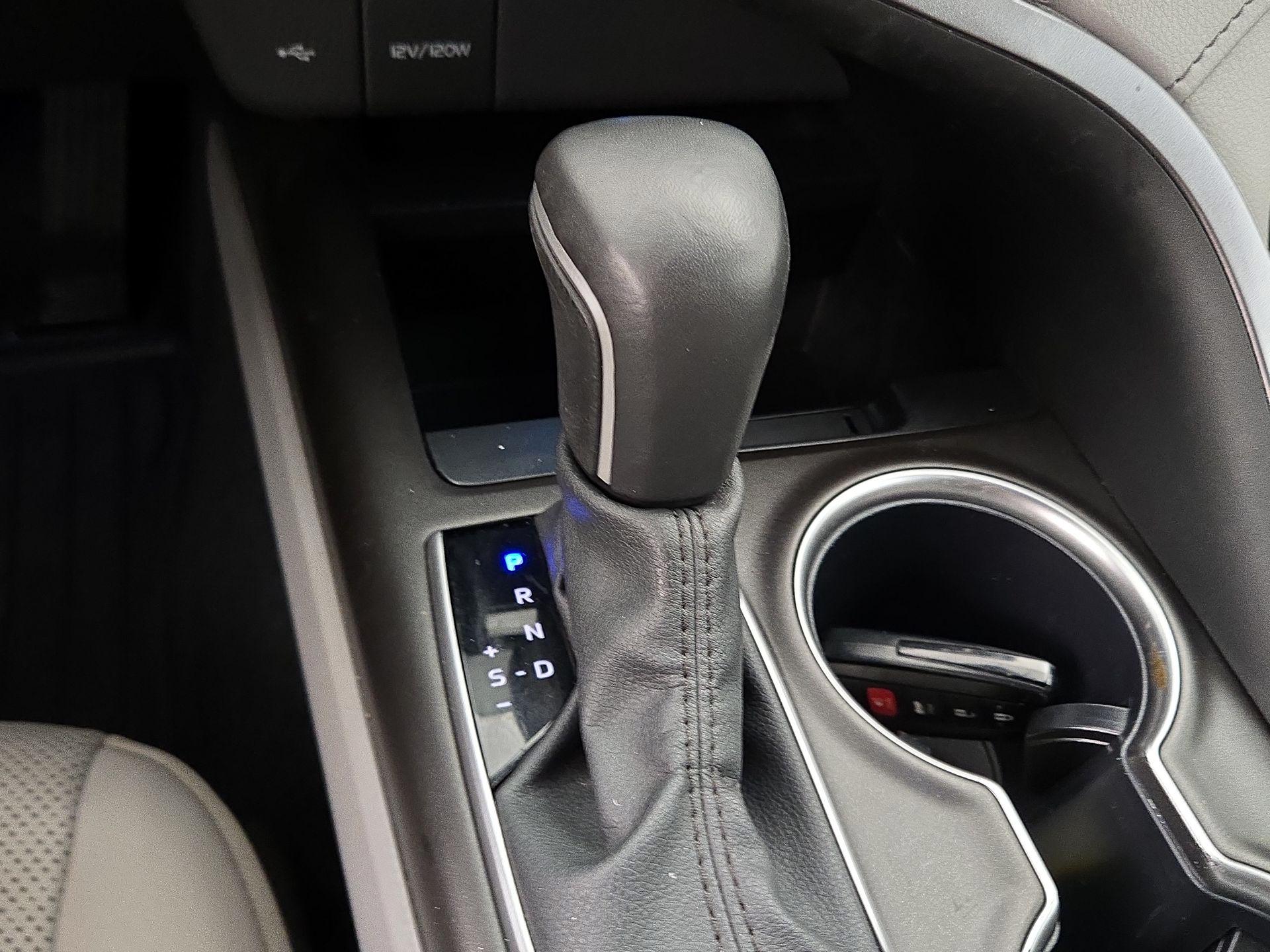 Thumbnail: 2024 Toyota Camry - 18