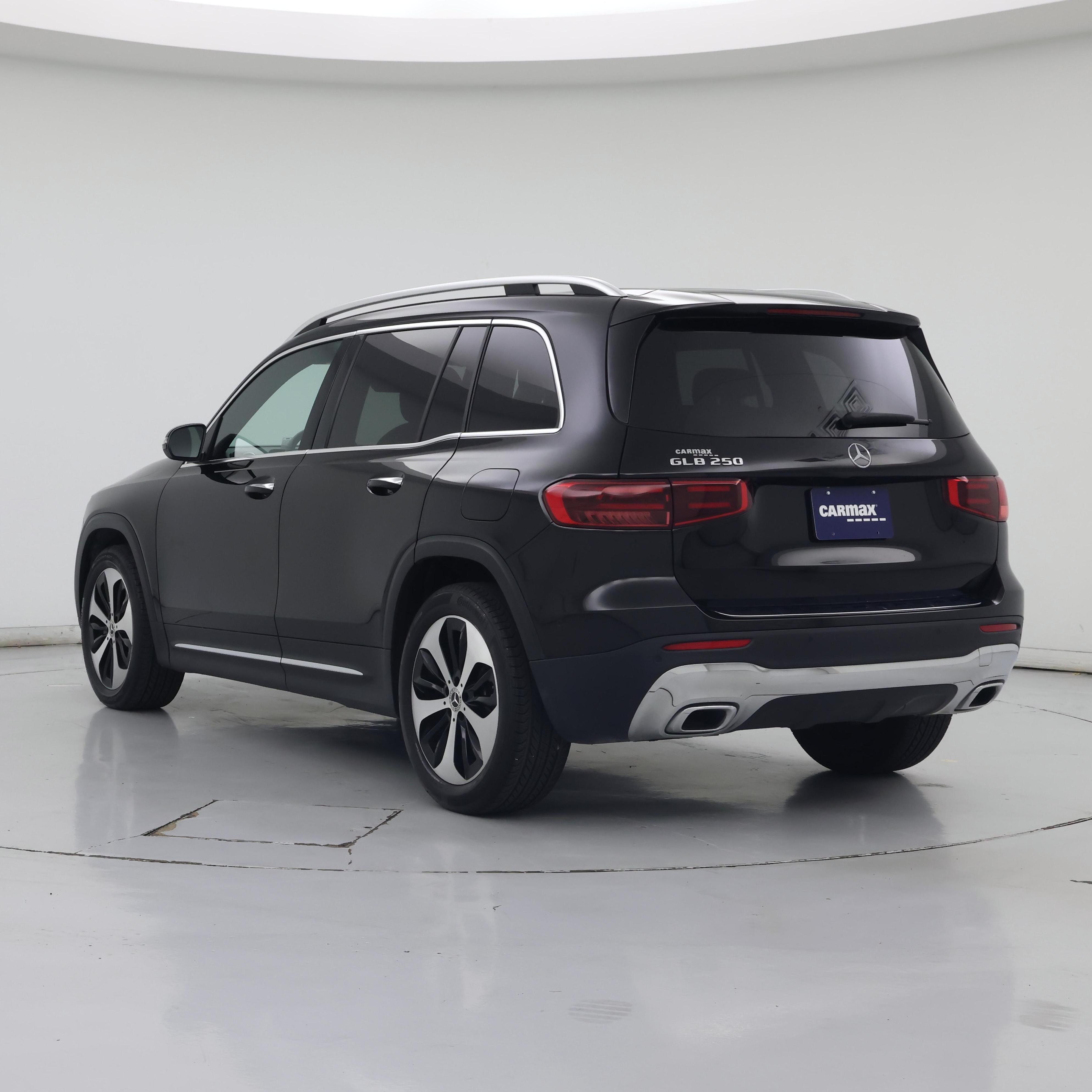 Thumbnail: 2024 Mercedes-Benz GLB - 2