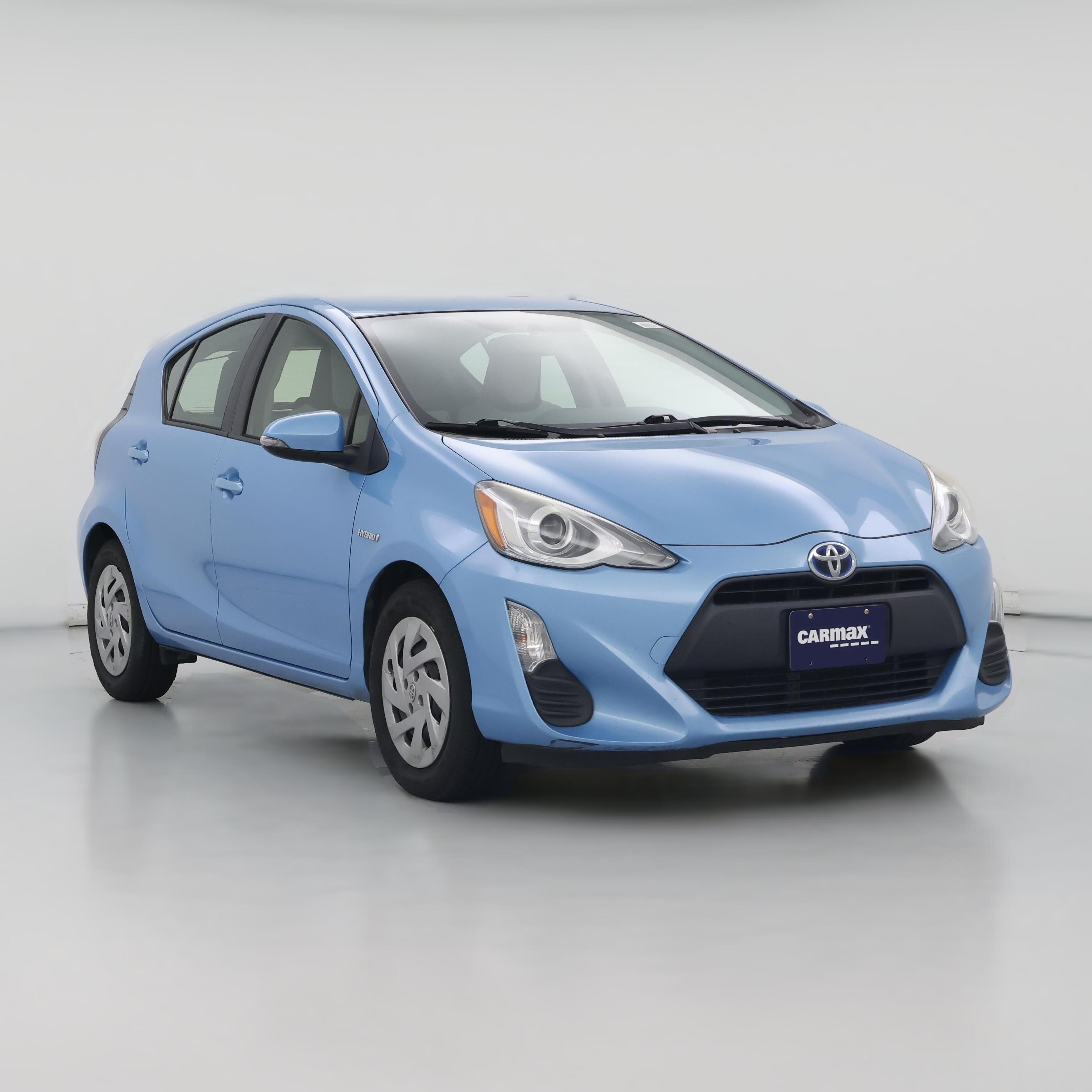 Thumbnail: 2016 Toyota Prius c - 1